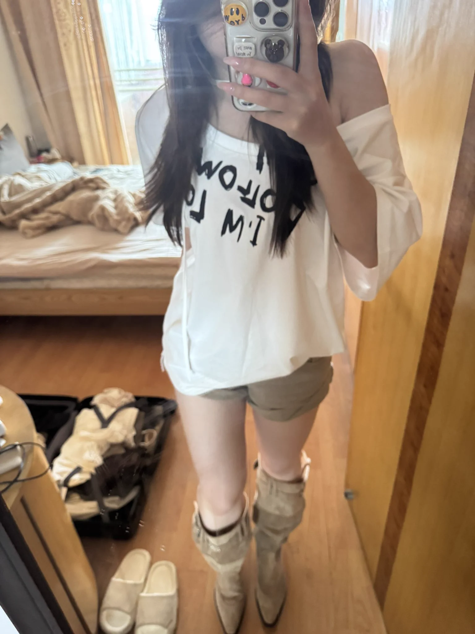 今日🍔出摊ootd https://t.co/5nCrtUwwOo
