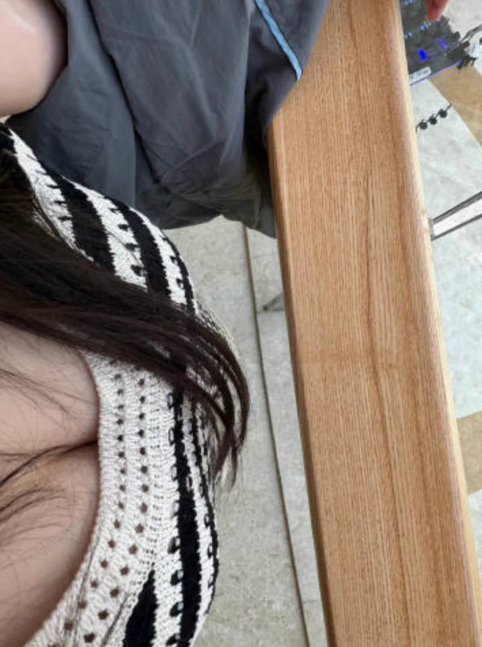 換衣服 出門 旅行 別的都交給店員去做我來 打陽臺炮你敢想後面有一根肉棒頂着我？ https://t.co/nCcaa33U8A