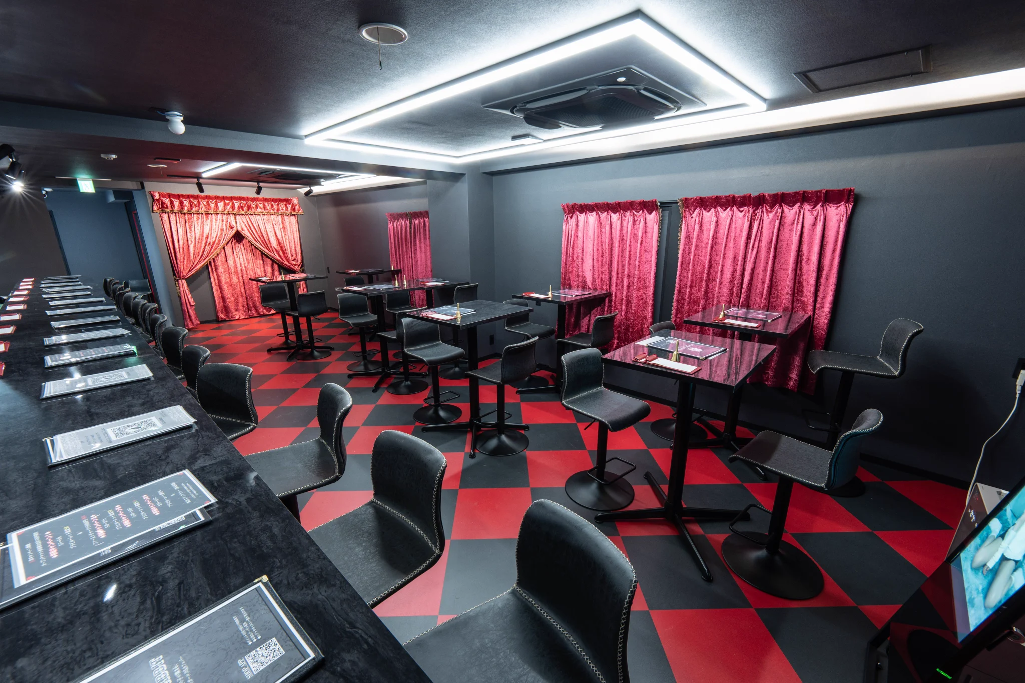 ＼ BLACKRABBITリニューアル🐇 ／施工費2000万！店舗拡大5月1日【3階】オープン🌟本日の営業時間→15-23/24-5沢山の方のご来店お待ちしております！ https://t.co/pjTAc2N2MH