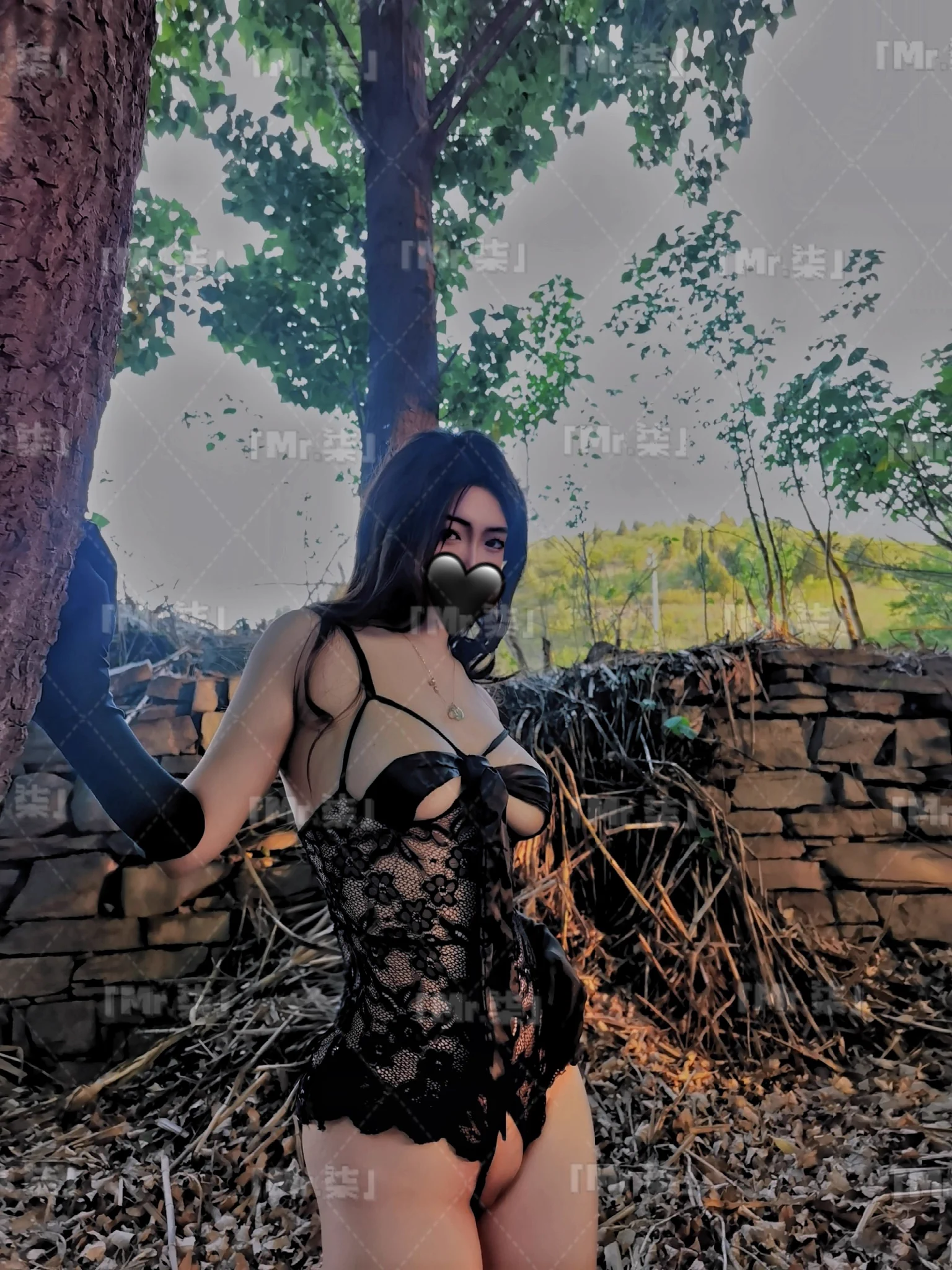 乡村站街是不是也算劳动者（干农活的大妈看呆了）💃🏻：@xiaoyaoDDLG📩：@wqganenshi_ @luchu888888 @Public_Catgirl1 @007share @huwailouchu#人前露出 #露出 #女神婊 #反差 https://t.co/w4KqYYJd4X