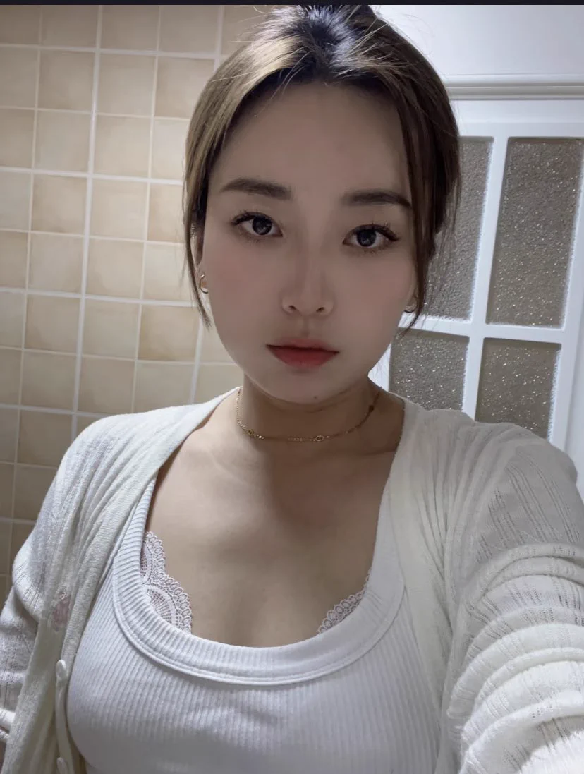 心情不好，想找个人倾诉一下😞，私信我 https://t.co/O02MfgNOw7