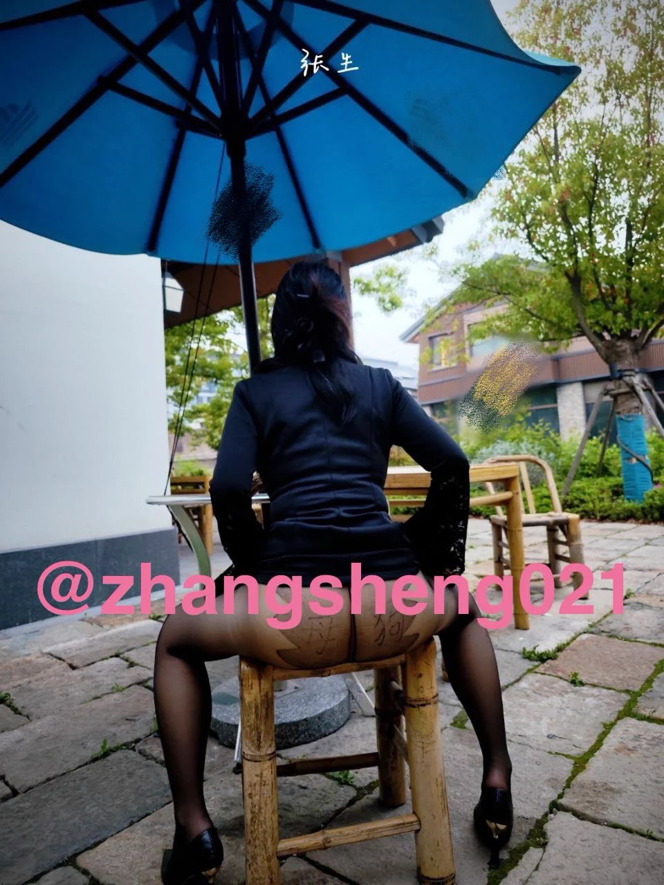 新一期节目完成啦，这次和绿瘾社大佬们合作，在野外边露营边露出边直播完成的节目，大家不要错过哟😘@zhangsheng021 @xiaoquanlvzhu 淫妻.NTR：幻想的秘密派对https://t.co/MBP5VqUaKz https://t.co/2otcAc3tBE