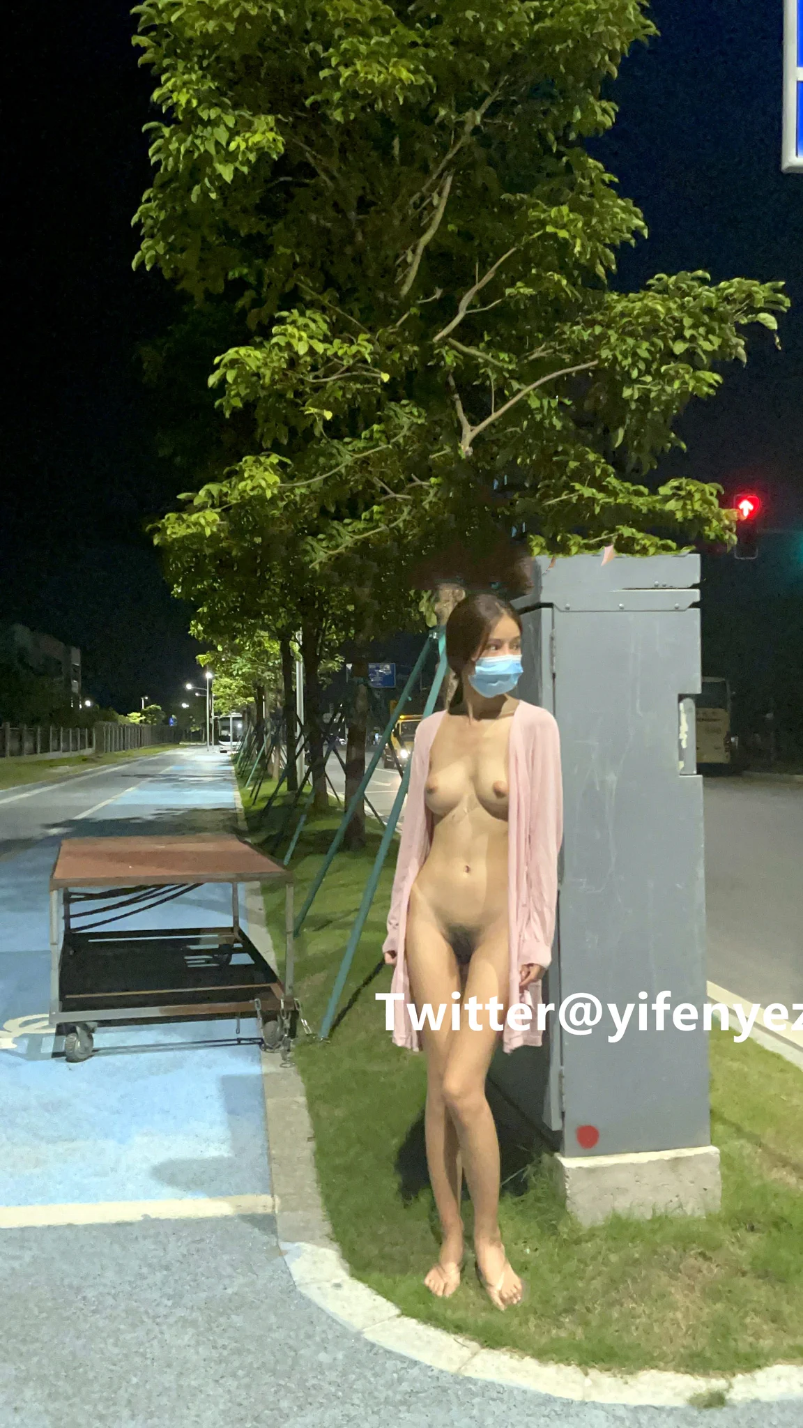 月光下的我，是你的专属禁忌，敢来解锁吗？ https://t.co/UJ0ljkoiFu