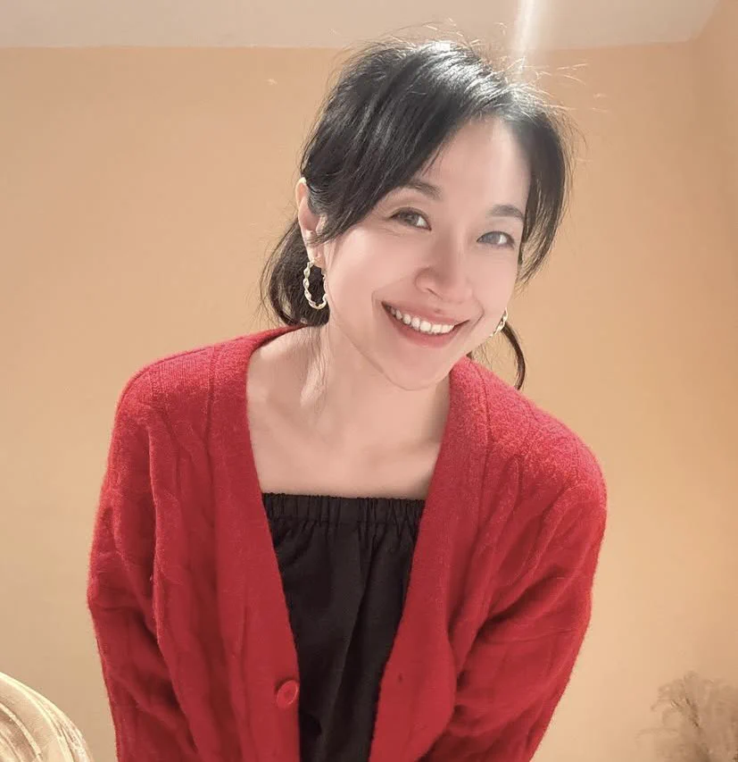🌺未曾相逢先一笑，初会便已许平生，爱笑的女人运气不会差🥰 https://t.co/MOjvH8DpWo