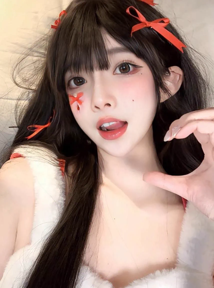 广州 初音🏠❤️极品性感小野猫🐱     03年 身高168 童颜巨乳     🍑臀  细腰 纯天然F 罩杯 波涛汹涌      皮肤白嫩 容颜精致       性格温柔 待K如男友 https://t.co/ZLmNPMxziC