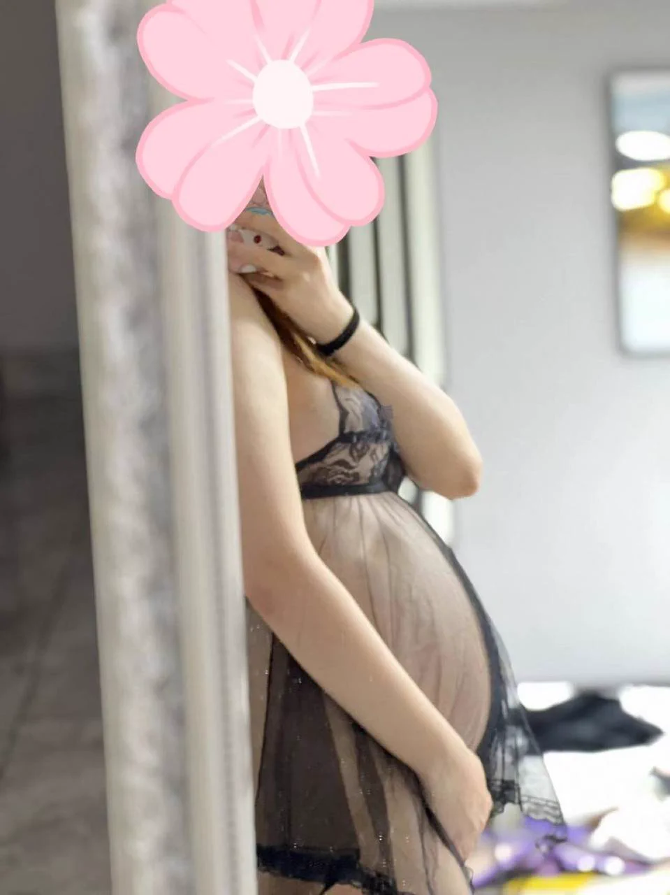 谁说的怀孕就不能很性感了～这睡衣真的很舒服… https://t.co/mJBVJ2ICay
