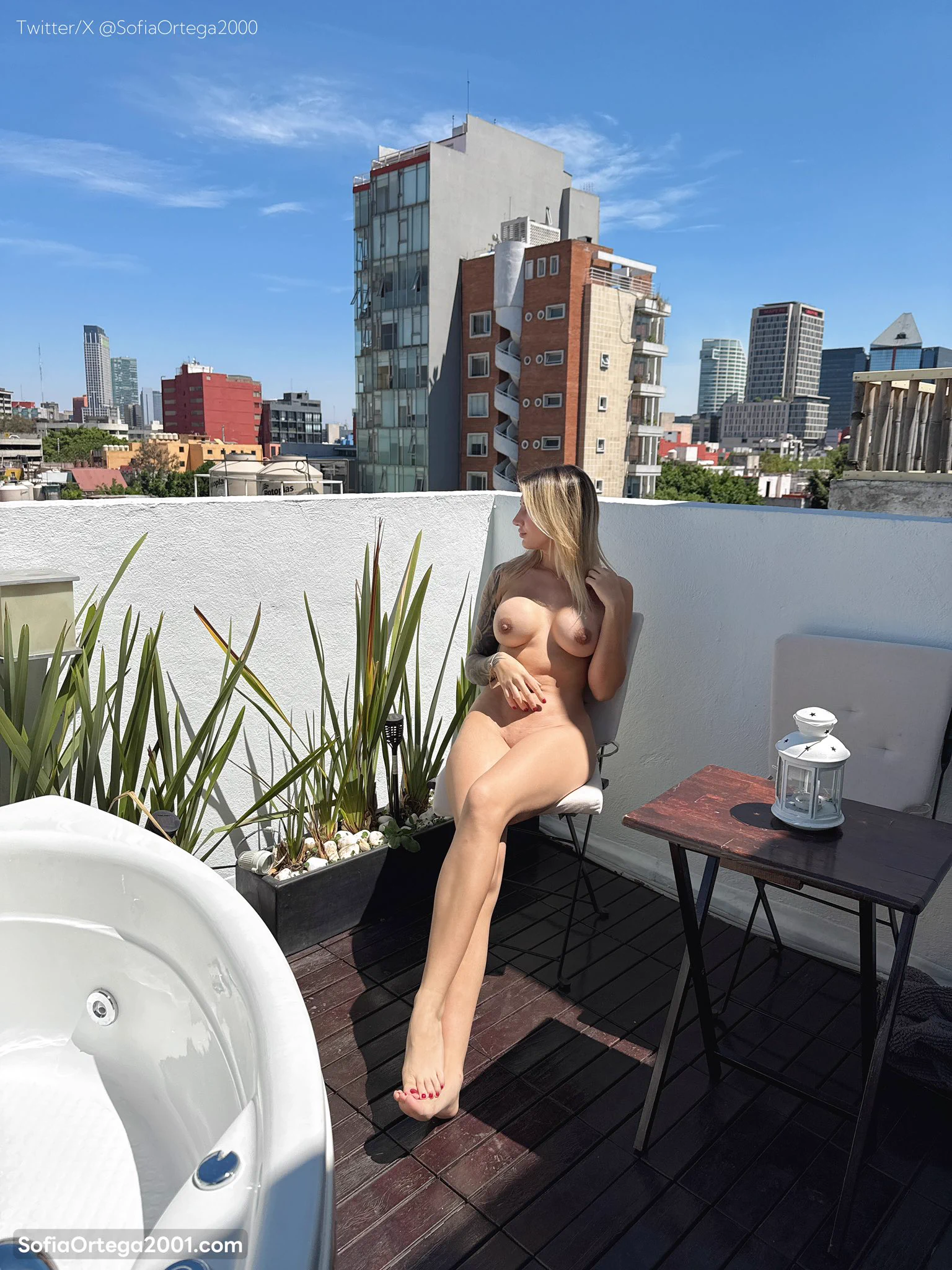 Buenos días☀️☀️, nunca olvides mirar por la ventana, nunca sabes lo que puedes encontrar 🤷🏼‍♀️🤷🏼‍♀️🤷🏼‍♀️ https://t.co/XTMwcuEof1