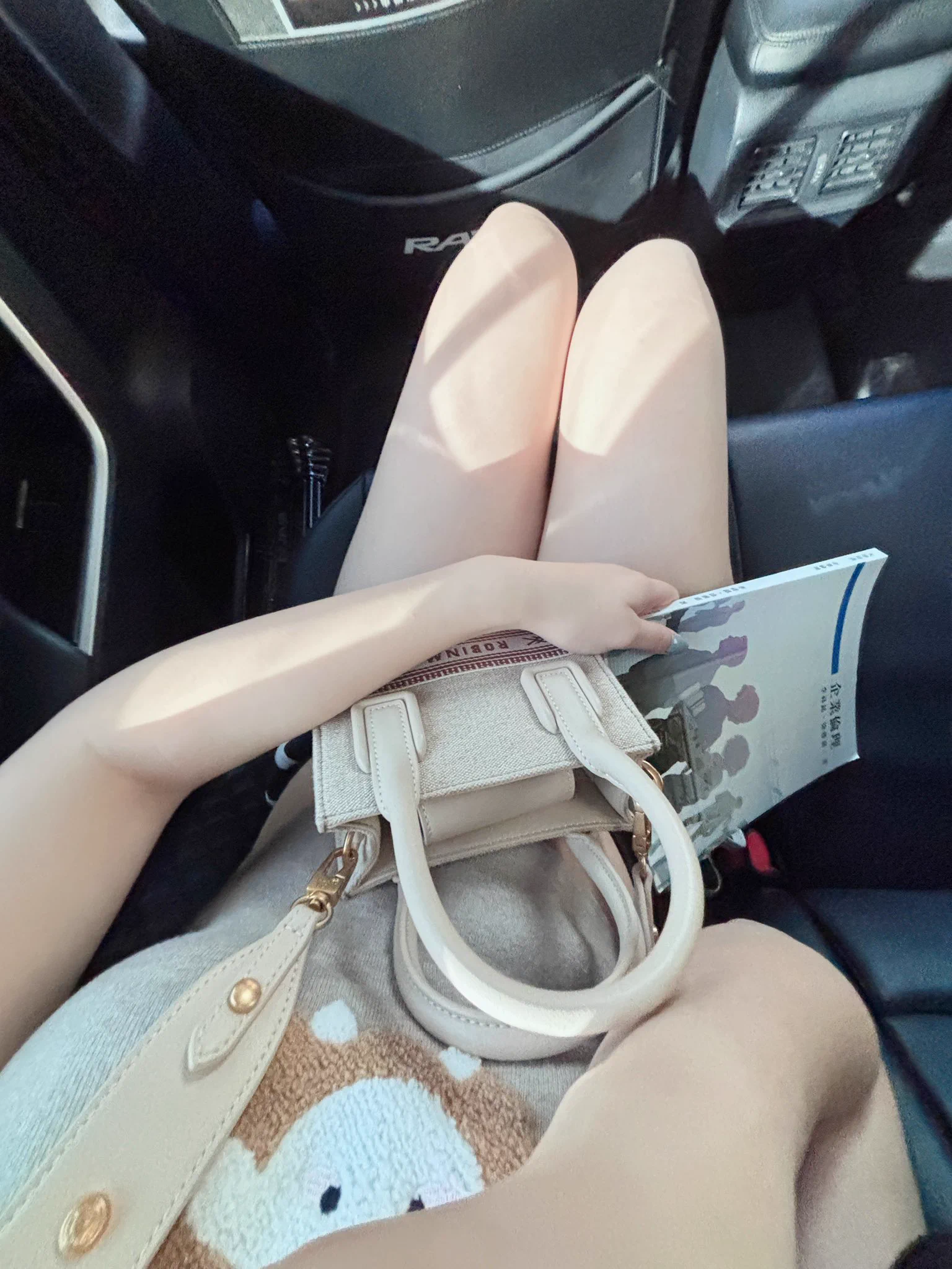 這樣的我，如果主動靠近你你會怎麼做～😈 https://t.co/ZRXJsZ3w0N