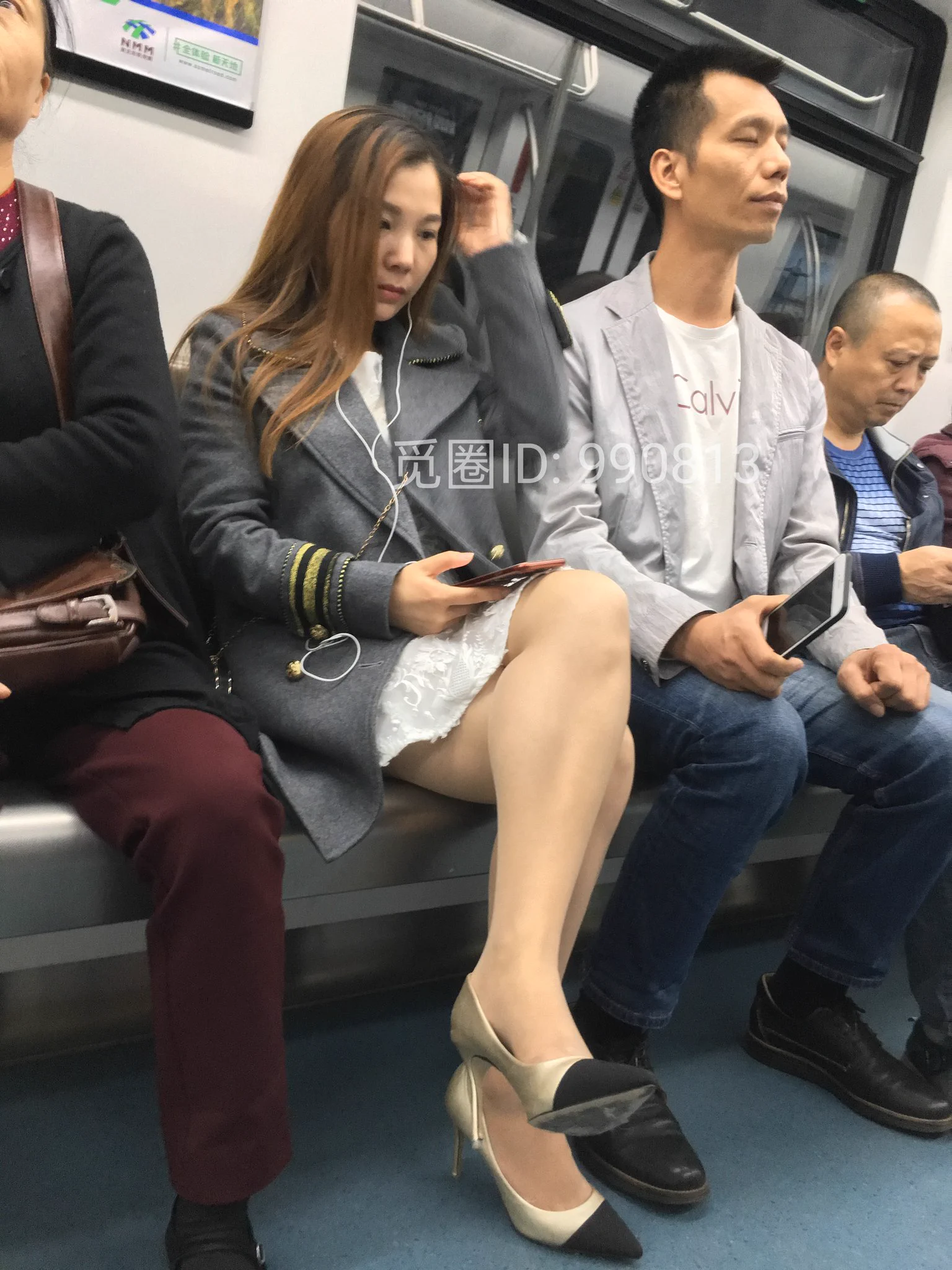 肉丝蕾丝长裙熟妇#人妻少妇 #丝袜人妻 #丝袜美腿 https://t.co/nGH6olaweU