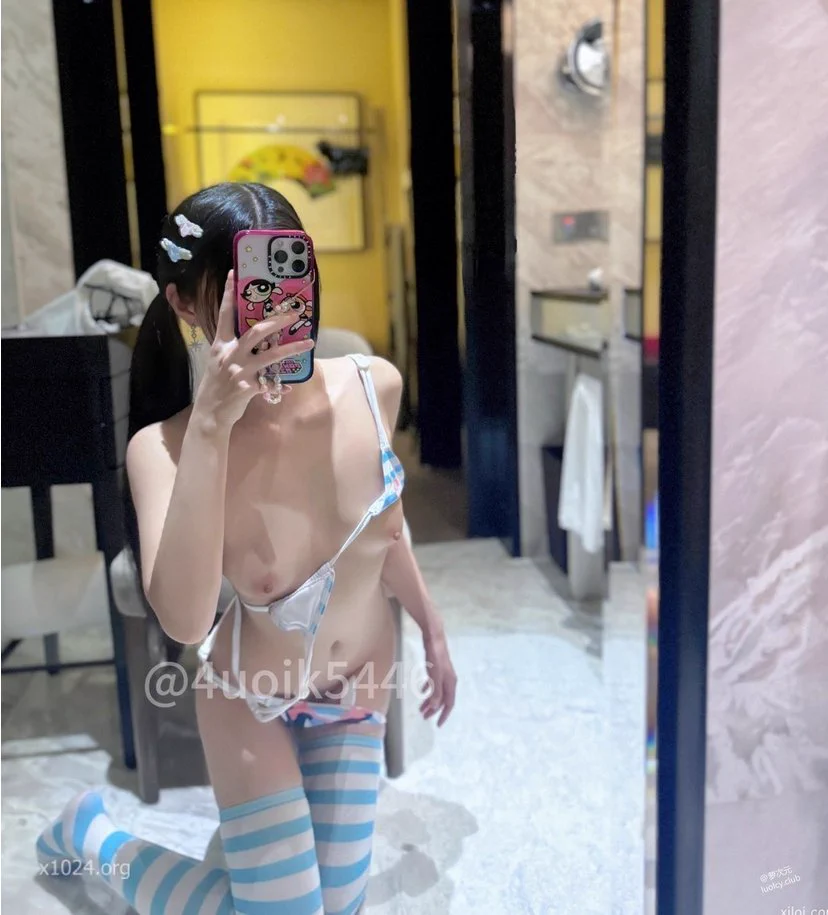 天生萝莉体，娇小嫩妹【我怎么整天困困困】付费新作，19分钟金主视频，Cos洛丽塔 [72P+1V/502MB]下载 https://t.co/k7Ag6cohDZ https://t.co/xGxH6GNPwQ