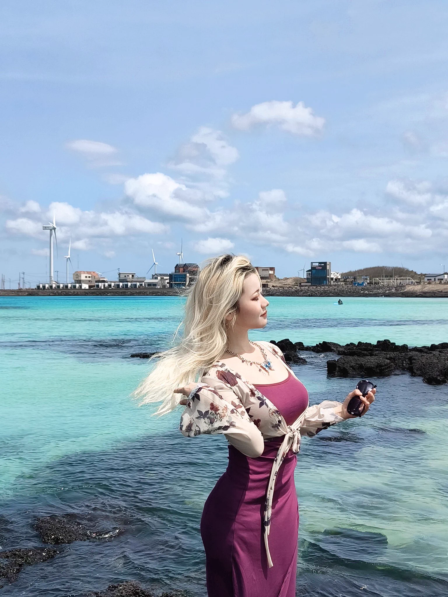 🌊너의 눈은 내 영혼이 꿈에 맴도는 그 바다🌊 https://t.co/0mdJZpegPK