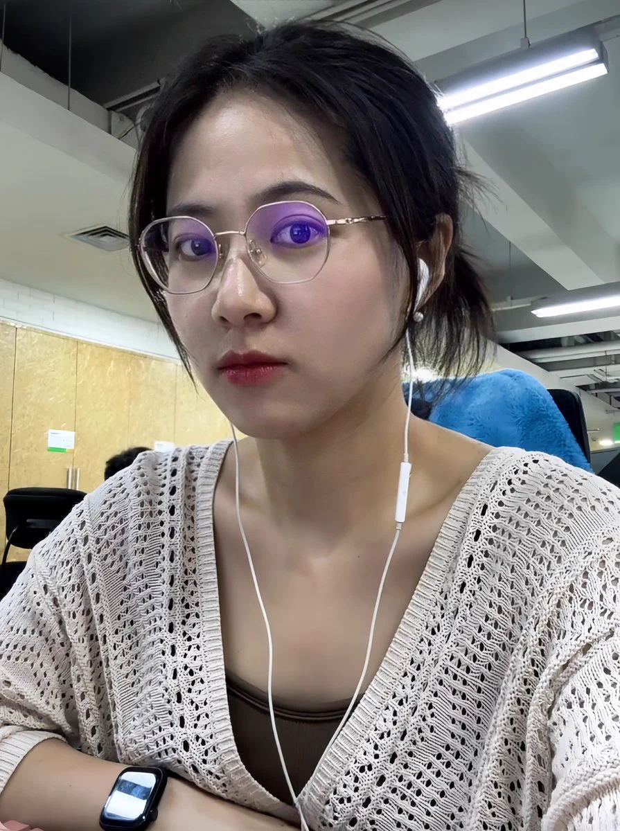 上次趁着休假时间，约了一位关注我和我聊天的粉丝 高潮抽搐了三次😍那种一波接一波的高潮，浑身酥酥麻麻，颤抖着，身体被填得满满当当的感觉一瞬间让我满身疲惫烟消云散~ 很怀念这种感觉，有没有想来一起试试的！ https://t.co/ql3mwZU82i