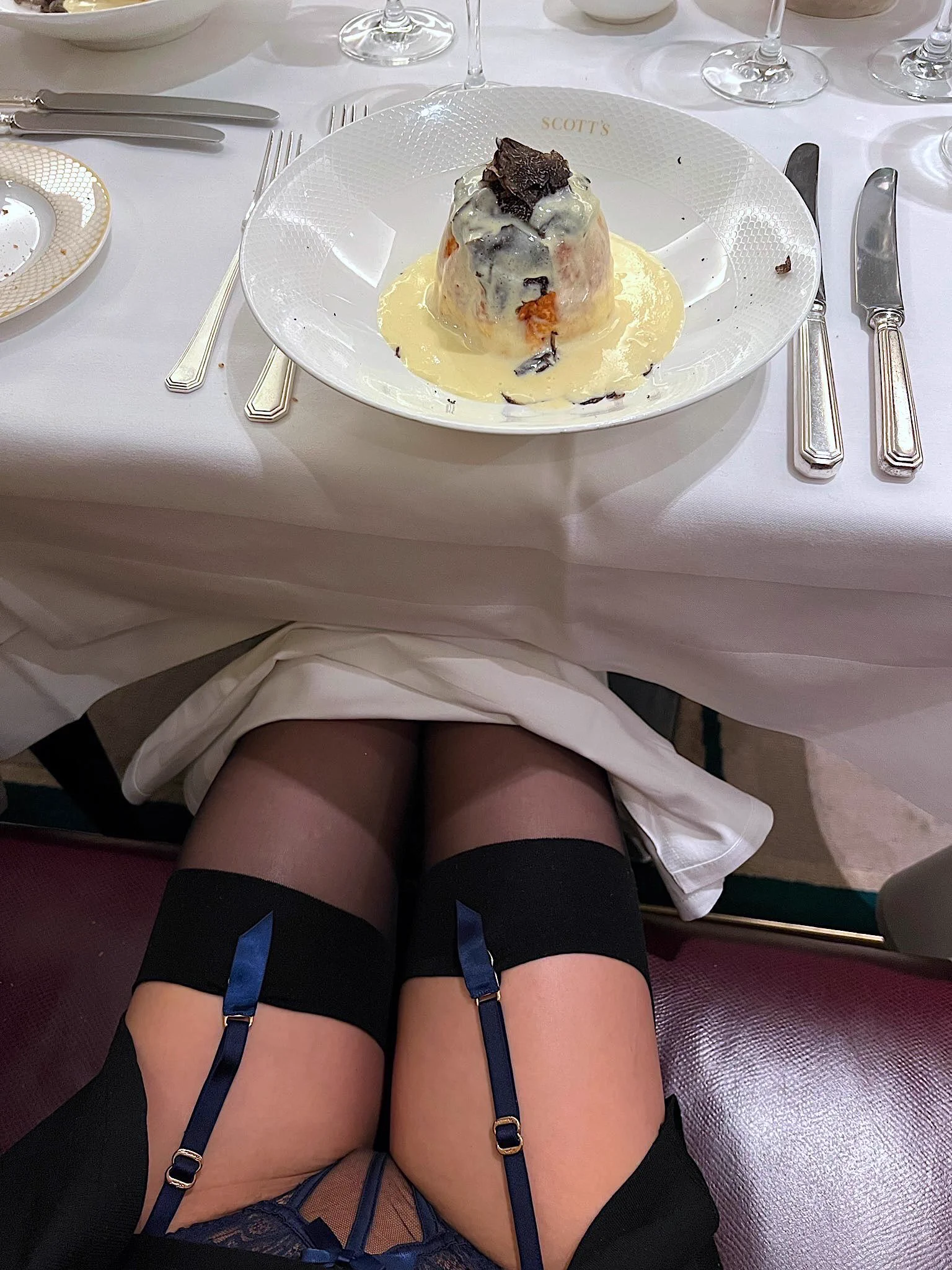 想吃吗？我说的蛋糕 https://t.co/YZSMqOtQu0