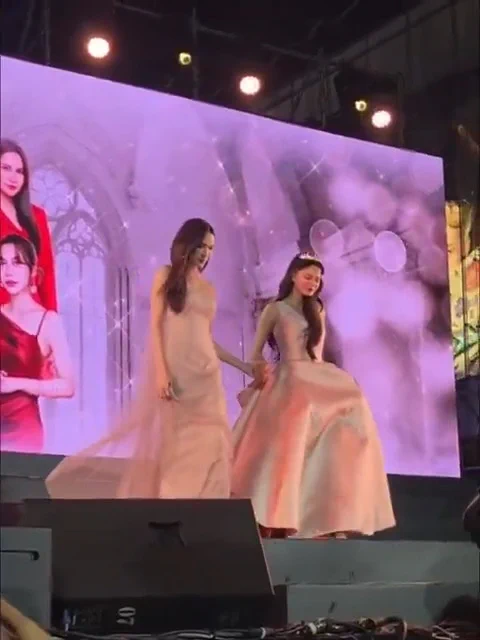 เปิดตัวว่าที่สะใภ้ ขอเสียงกรี๊ดหน่อยค่ะ 😍.#บ้านวาทินวณิช#4ElementsPressCon#Ch7HD https://t.co/D1YK7Hfmq6