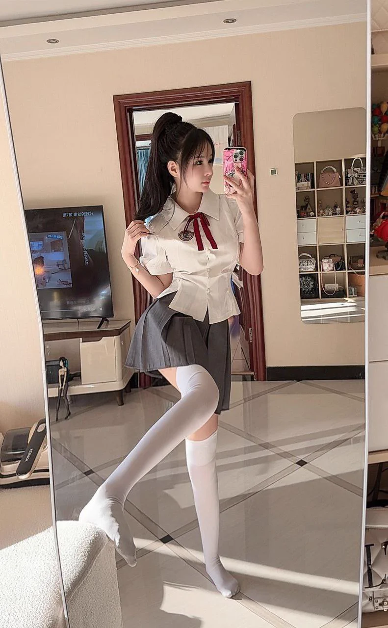#北京プロフィール: 🪽03年  165   85斤   D🐻    （稀有🦋b) 皮肤白嫩 幼态女孩  无毛白🐯          女女M cosplay🌬️各种角色  日系女孩👘    （兼职学生偶尔在）💬🛰️：Syhlddh🐧：190025802看照门槛🚪99（永久有效）备注zfb口令🧧添加➕✈️：https://t.co/UA4h6a64gL https://t.co/pyS6pwXsr4