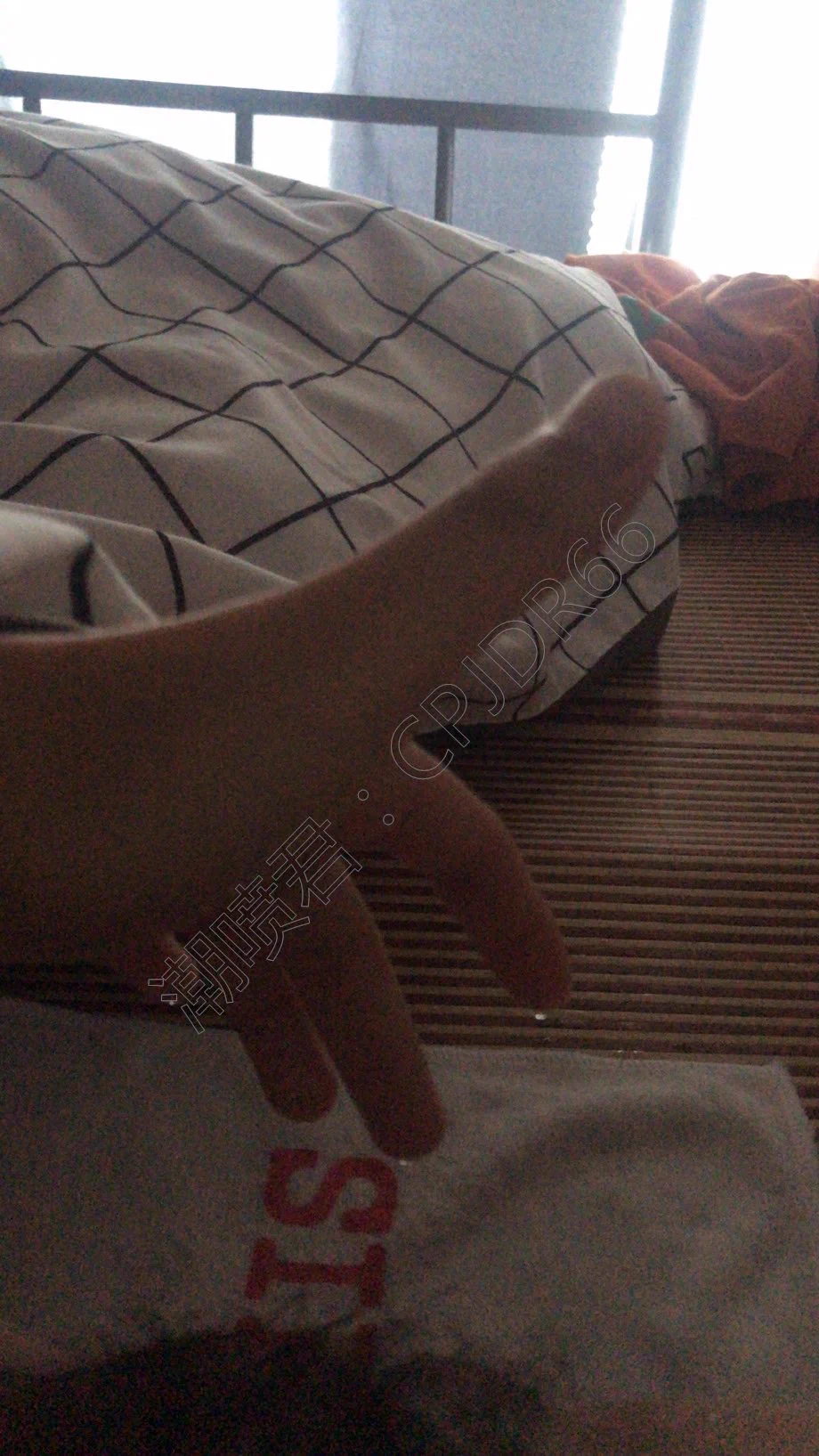 女人潮吹爽到起飞是什么体验｜潮喷了俩次的骚逼，背着男友约炮｜上午炮友射，下午男友射｜这绿帽子👍，骚穴一天被俩人灌满(上)后续打开评论区查看 https://t.co/4poc6CQNWp