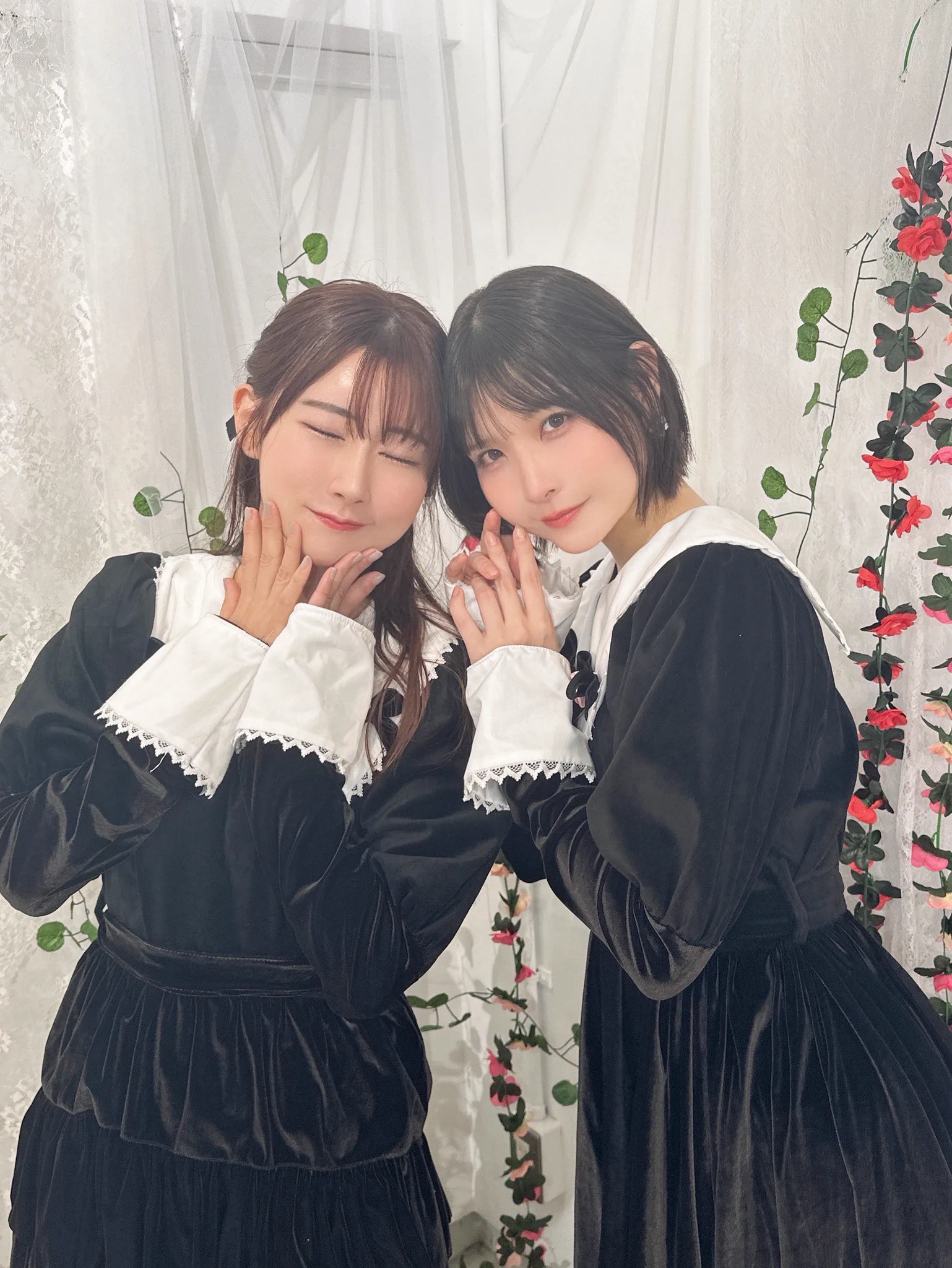 shabondama 2025AW展示会お邪魔して来ました🫧ずっと気になっていたお洋服たちをたくさん試着出来て嬉しかったあ🥹🤍ことちゃんとのお揃い可愛いからみてー🖤これとは別でデニムのジャケットお揃いで注文した☺️🎀今日から6日まで恵比寿で展示会開催されてます✨✨#shabondama https://t.co/XJvN8y0MKa