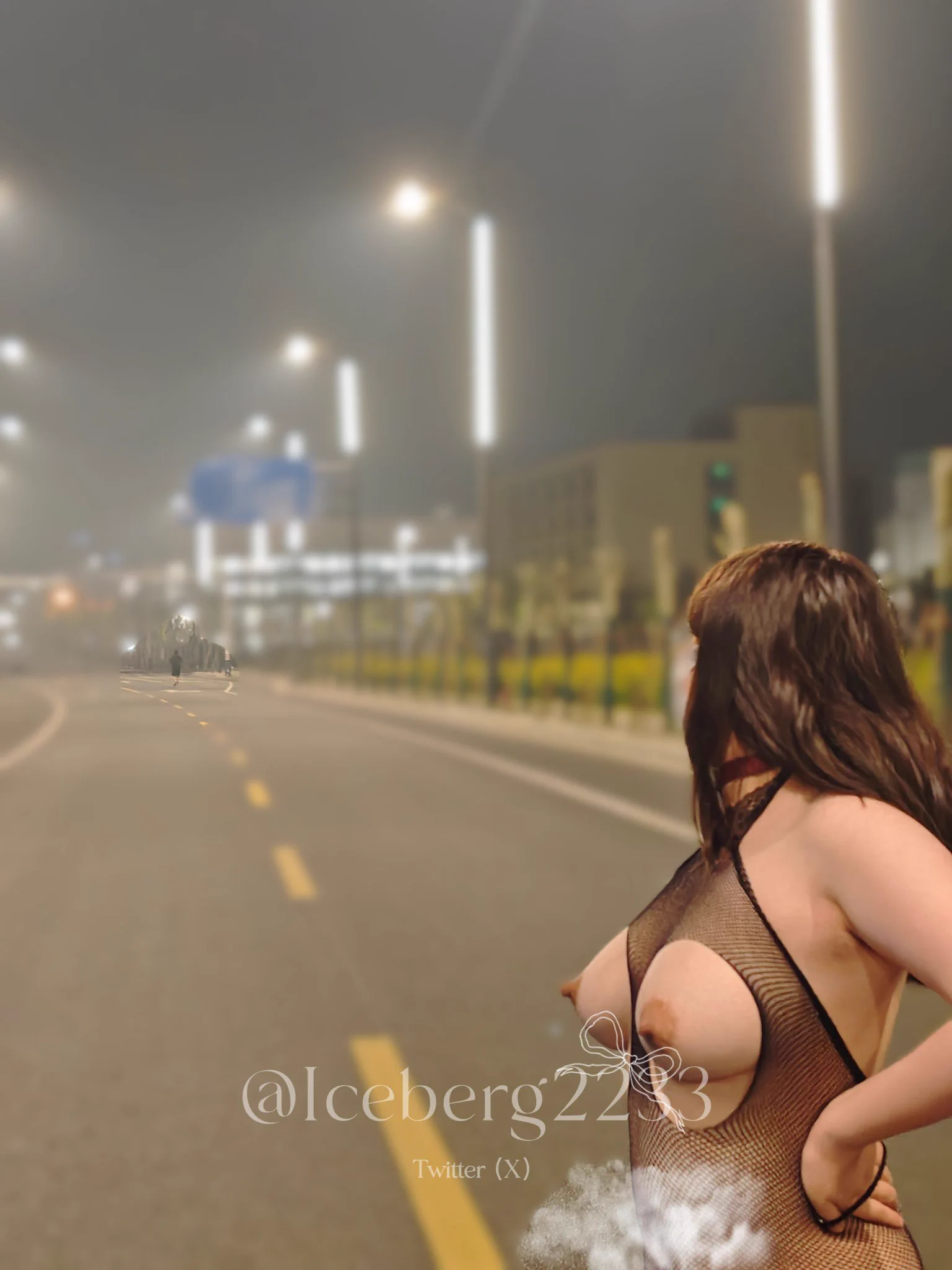 #极限露出 #露出 #调教 ＃人妻 ＃母狗 #肉便器 #人妻调教 #人妻露出 #反差 ＃人妻 跑步的大叔快回头呀 @luchu888888 @Public_Catgirl1 @luchu888 @BassYosef https://t.co/mxAyOEUHsu