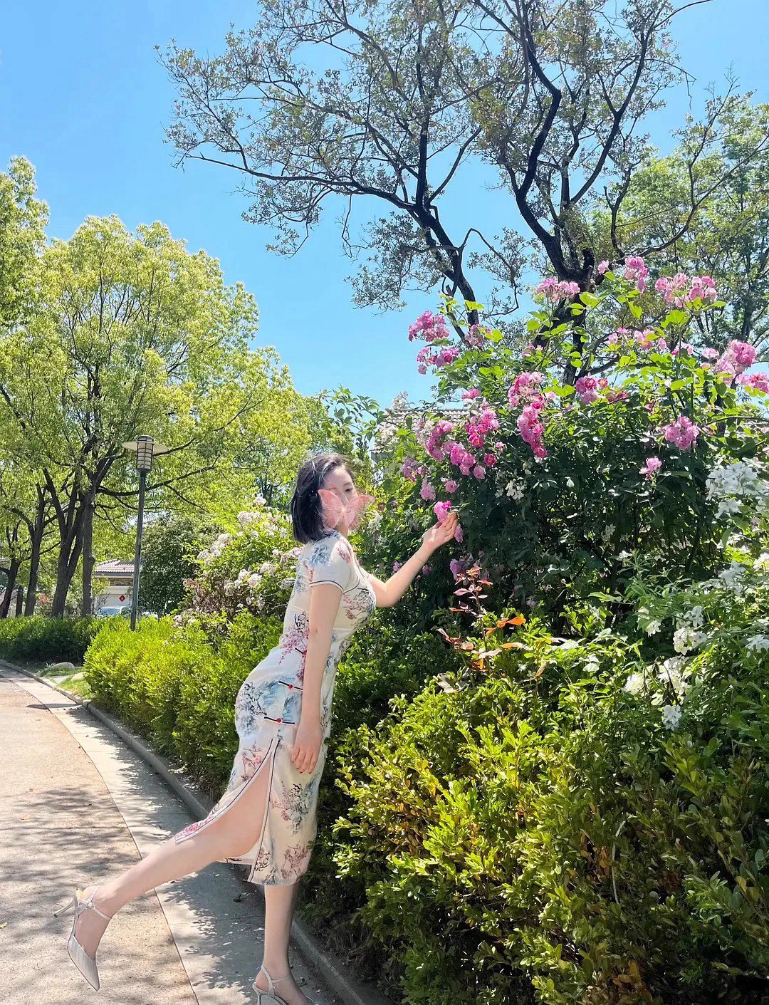 旗袍旧照#大屁股 #BBW #肉肉女孩 #粗腿 #胖mm #大码女孩 #鉴屌 #鉴鸡@007share @HZDS111 @wqganenshi_ @tankebuluo1 @tbzt2024 https://t.co/s4dt8UHMAm