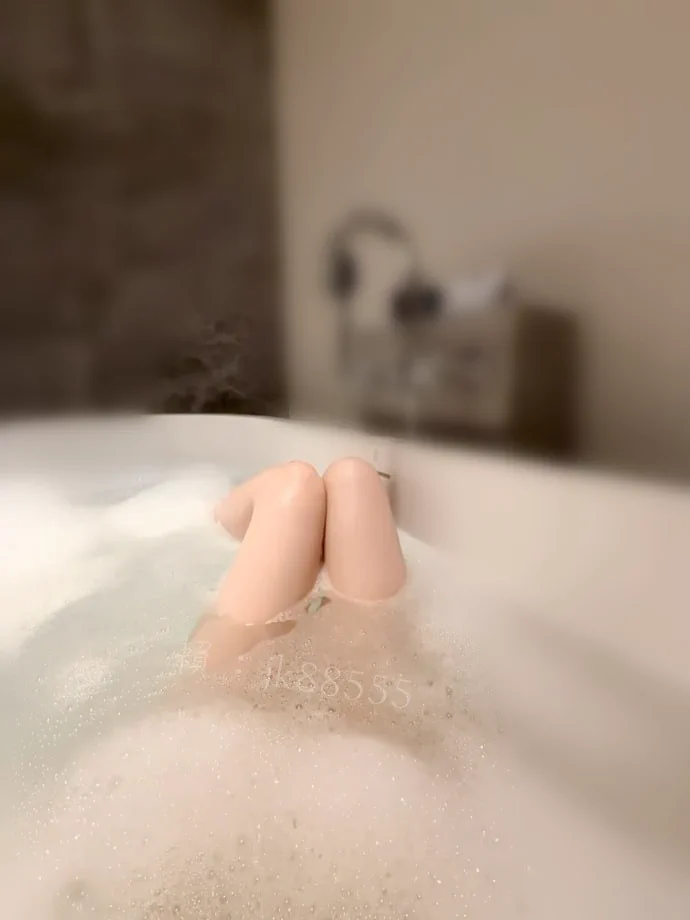 誰來陪我泡澡 你如果不主動勾引我能保證不吃你🥵我傳一張鮑魚照給你當作紀念💦 https://t.co/djucXHwKqw
