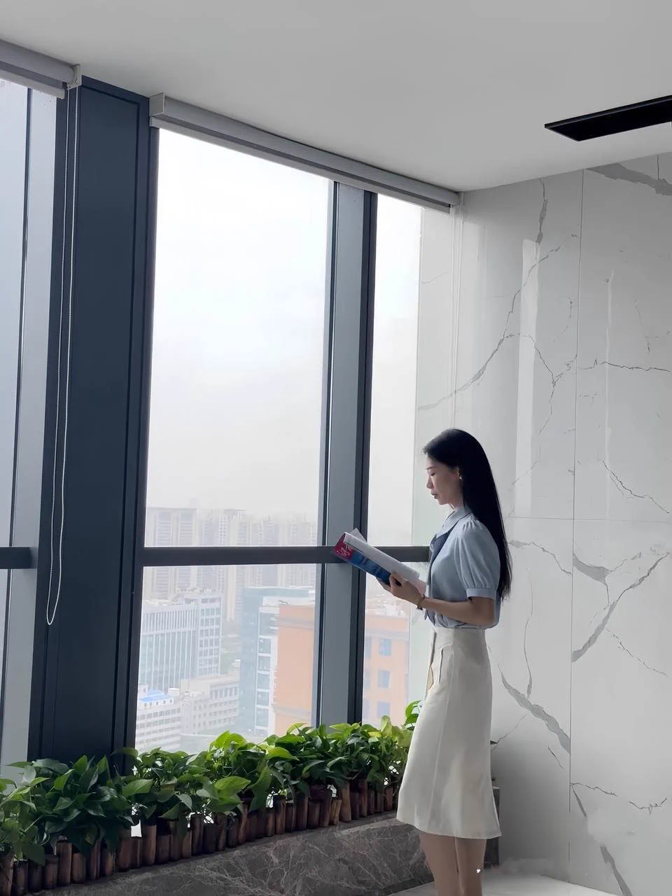 我平时上班的时候还好吧？乖巧的很。今天突然一个男同事问我 “听说女孩子越乖巧越反差？？？” 这话问的把我搞懵了。。。要是他知道我推特怎么玩，会怎么样的想法？？？ https://t.co/mAkKkPJJUd