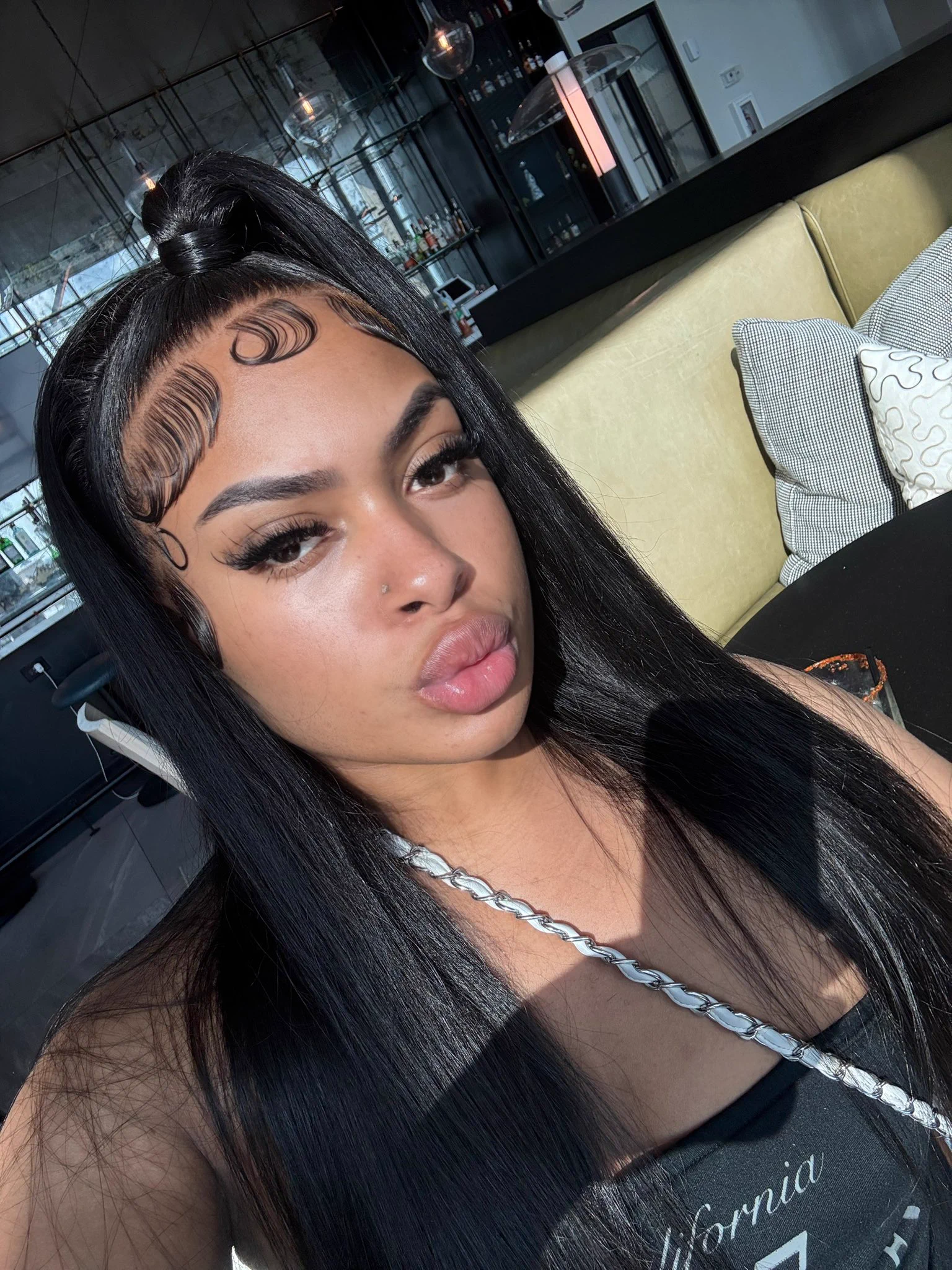 Gimme a kiss 🥰 https://t.co/3RJHQ6aQWj