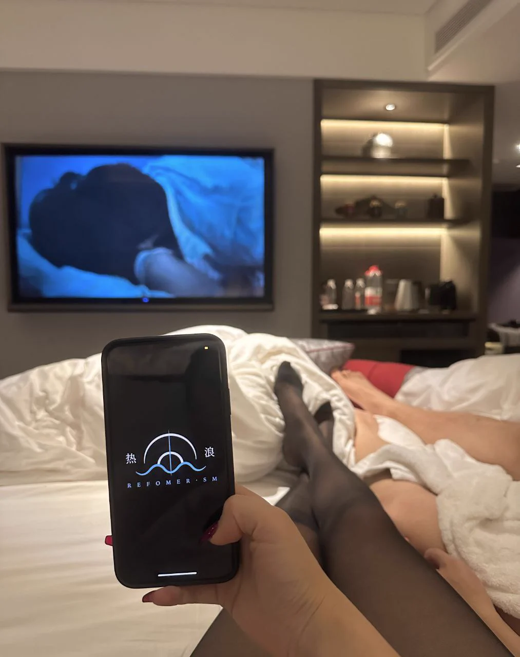 专业的全国字母圈 约炮交友朋友 ，我们不做低端用户，里面都是有一定经济实力的老板高素质人群 女生都是我们进经过验证有一定爱好的宝宝。如有兴趣可以在我们主页联系我，男生有会员门槛 女生免费#热浪平台 #约炮平台 #包养平台 #字母圈平台 https://t.co/SqIp2GvT57
