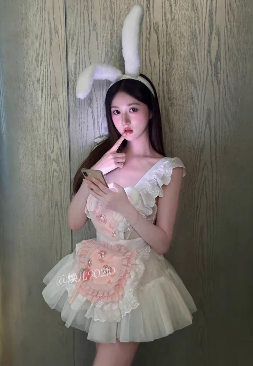 穿上兔兔服，听说你打游戏很厉害？下面几把都赢了？ https://t.co/u25fOG2wL4
