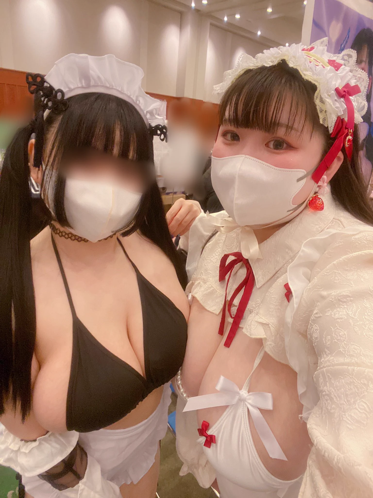 ぷるけっとの思い出💝💝メイドコスが似合いすぎる顔　鈴鹿ちゃん@suzukauma_j いつでもマイクロな気がする　くまのんさん@CosNonKumasan もはや出てないか心配になる　糸さん@GauzeWisteria https://t.co/eRCxOWCNyf