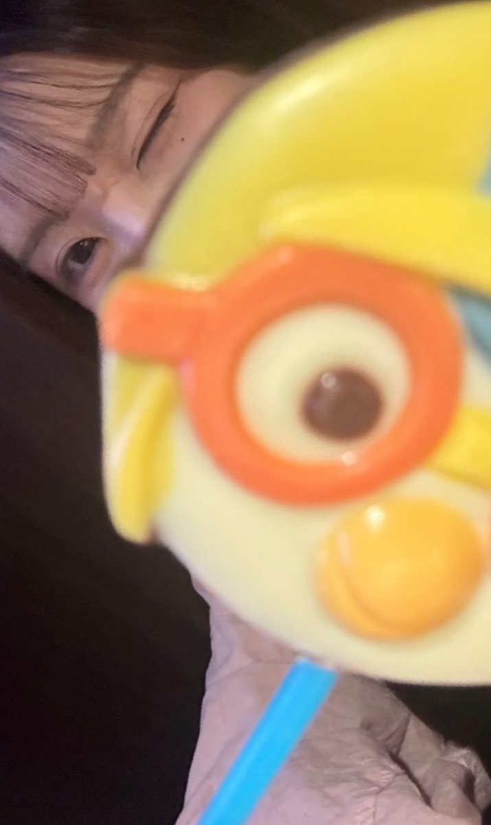 舔完雪糕就要舔你啦～（雪糕上面的黏液是亮点hhhh，是什么呢～） https://t.co/JQSQdT1rdL