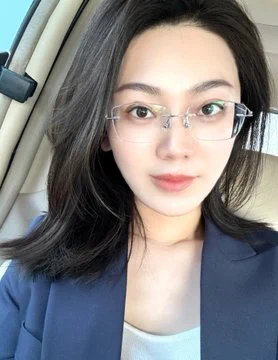 他也太迫不及待了吧，那我不客气了…说是来找我敲定合同，结果.....男人是不是都喜欢在车上来？ https://t.co/14DWhPkElQ