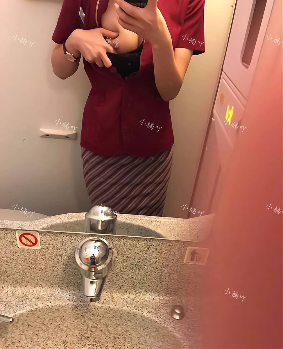 白天我翱翔云端，夜晚酒店的床沿只剩我的柔软，你要不要来体验这降落的温度？ https://t.co/KC28YW3RL2