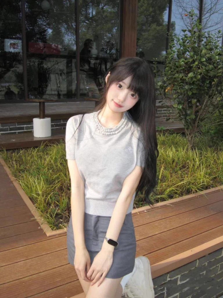 牙牙樂高端线下✨今日推荐坐标:#杭州年龄：06163/90/D🍡 性格乖巧 皮肤白皙 童颜巨乳🍡 可甜可御 温柔甜心 纯欲天花板🍭 已过@SnewHome @GnewHome @QnewHome @DnewHome 验证，请放心下单🍭门槛🚪88zfb口令，联系方式👇🐧:206667907🛰:yayale0492电报频道：https://t.co/llbz8nyLxV https://t.co/IYa4FM1vYn