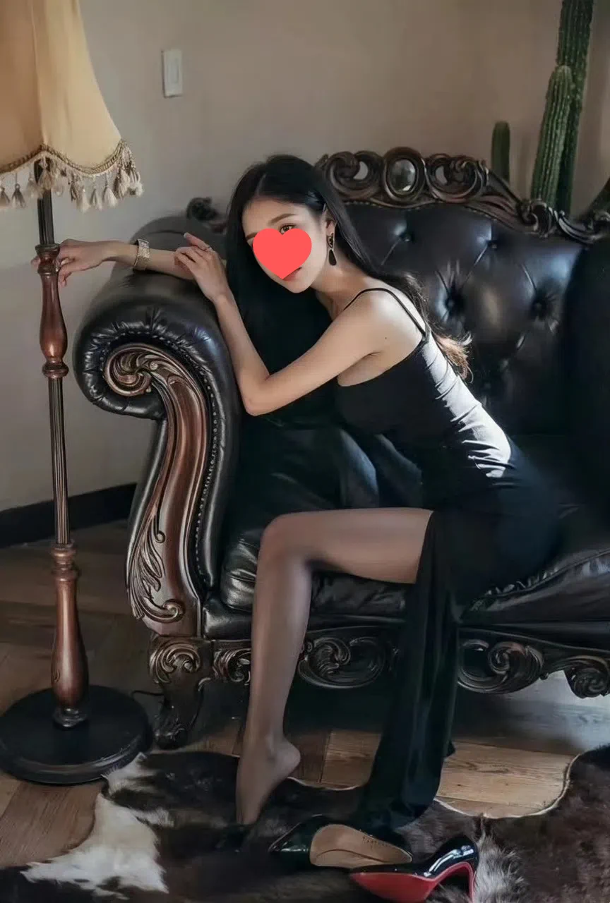 上海极品舞蹈生回来啦，修长美腿解锁你对舞蹈生的一切幻想，床上反差感十足，腿控必冲。电报号又封了宝子们加新群，门槛88过门槛以后安排，次3夜8唯一qq1401070993新看照聊天群https://t.co/NbFvs457fi备份群https://t.co/5u9SqdoONa https://t.co/MZRotfVEc0
