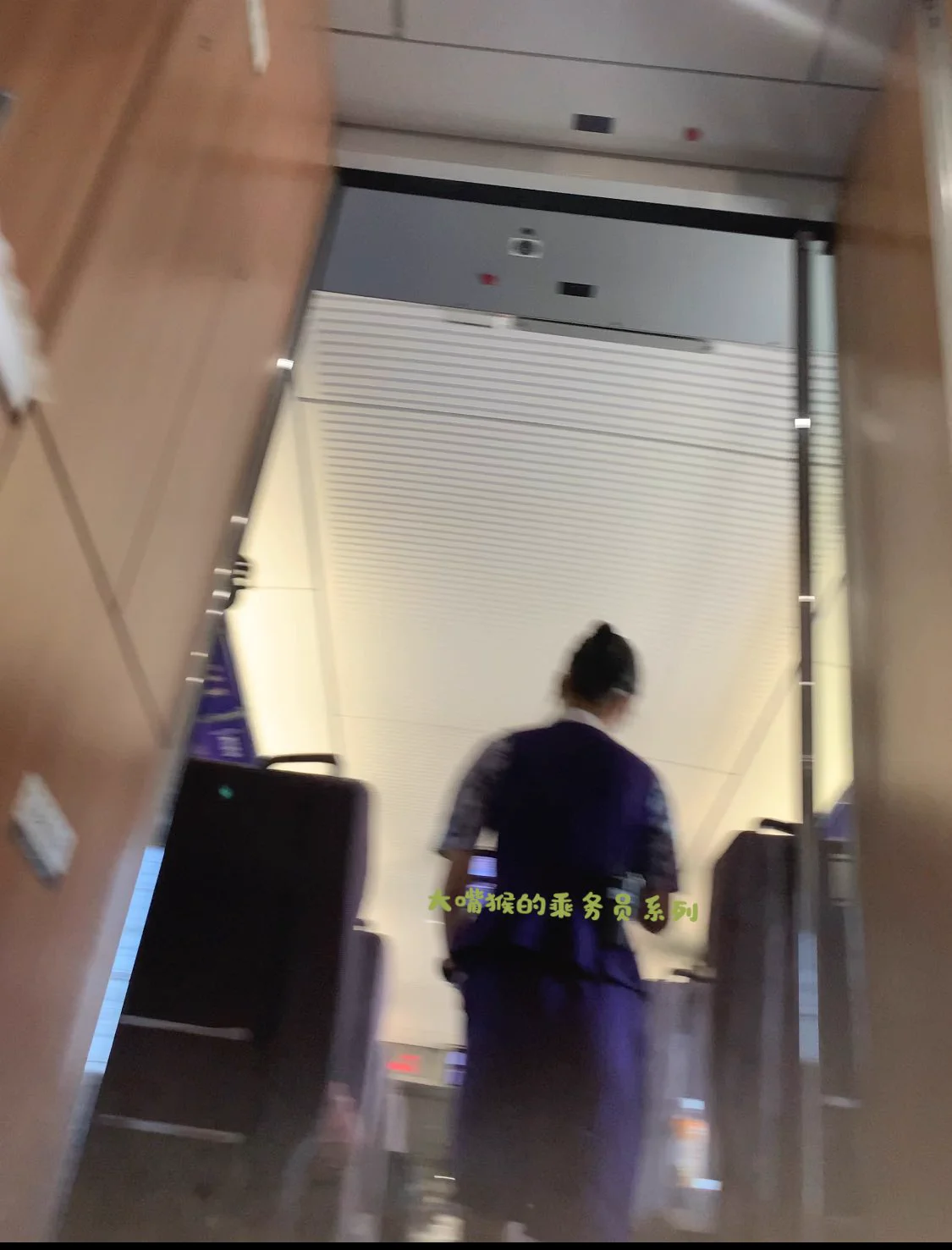 限时发送，且看且珍惜🙃 https://t.co/IFAMJitl3d