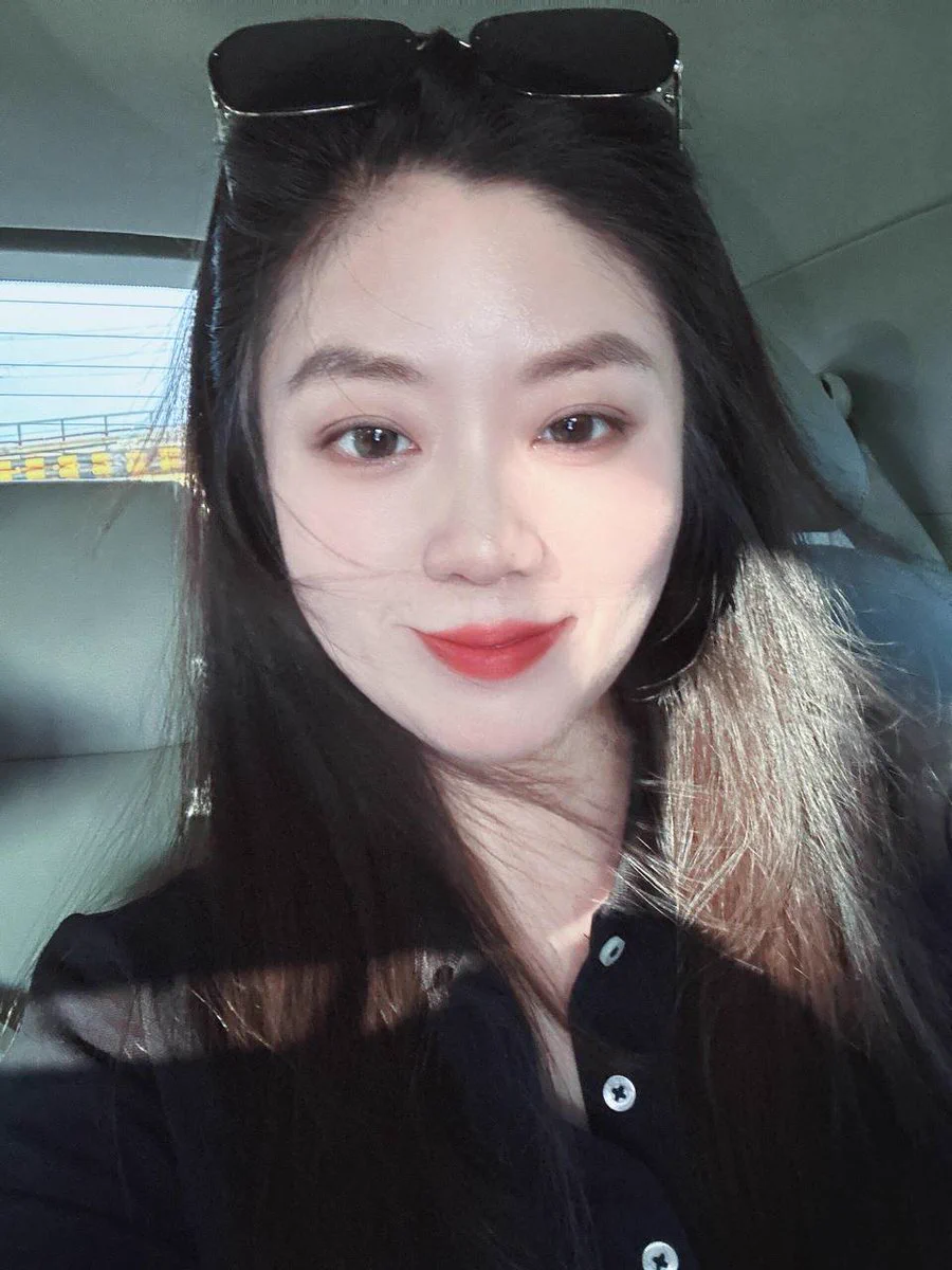 薄如蝉翼的蕾丝，轻轻贴合你的每一寸肌肤，若隐若现的诱惑，让心跳加速。今晚，褪去束缚😘让这件性感小物，点燃你最隐秘的火花。 https://t.co/yhTNOTIPO9
