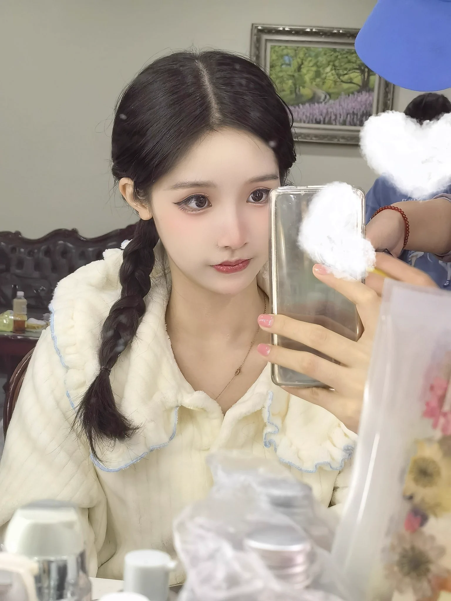 宝宝们想看我爱爱视频的、进来的时候准备好纸巾哦😘已经上传到各大视频网站了👇 https://t.co/b0fFXMSnbs