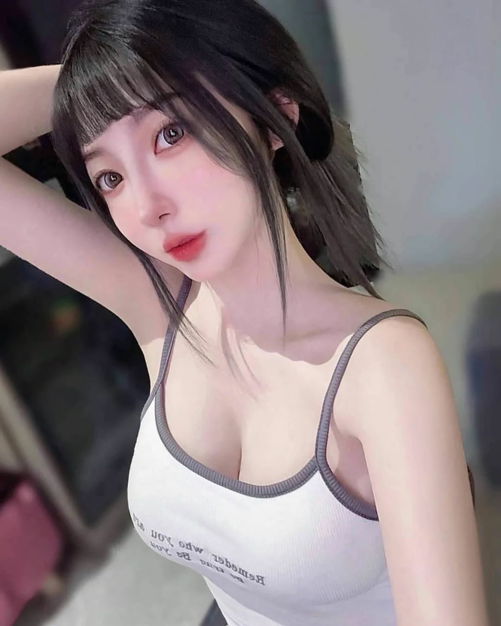 有人知道當我把馬尾抓起來的那一刻是想幹嘛ㄇ😏#蹲下留言 #跪著點心 https://t.co/NWEHF3RHST