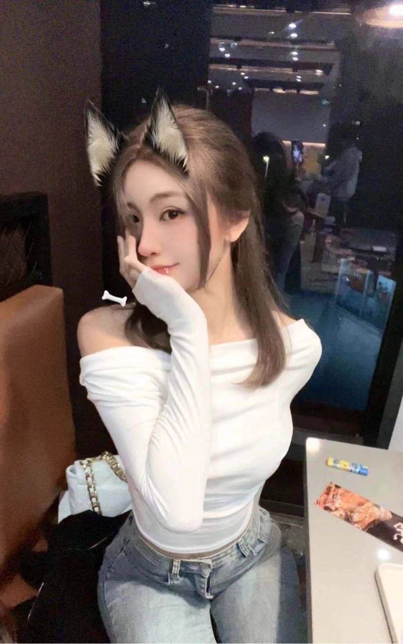 #上海真实舞蹈学生可以现场免费艳舞挑逗• 𝐇𝐞𝐢𝐠𝐡𝐭身高｜176净身高• 𝐖𝐞𝐢𝐠𝐡𝐭体重｜59kg• 𝐀𝐠𝐞年龄｜01年• 𝐁𝐮𝐬𝐭胸围｜c自媒体博主，短暂停留，约到就是赚到极具癌变看照门槛🚪100（永久有效）备注zfb口令🧧添加➕✈️：https://t.co/l55Ca6ZWl1 https://t.co/JOL22cc32N