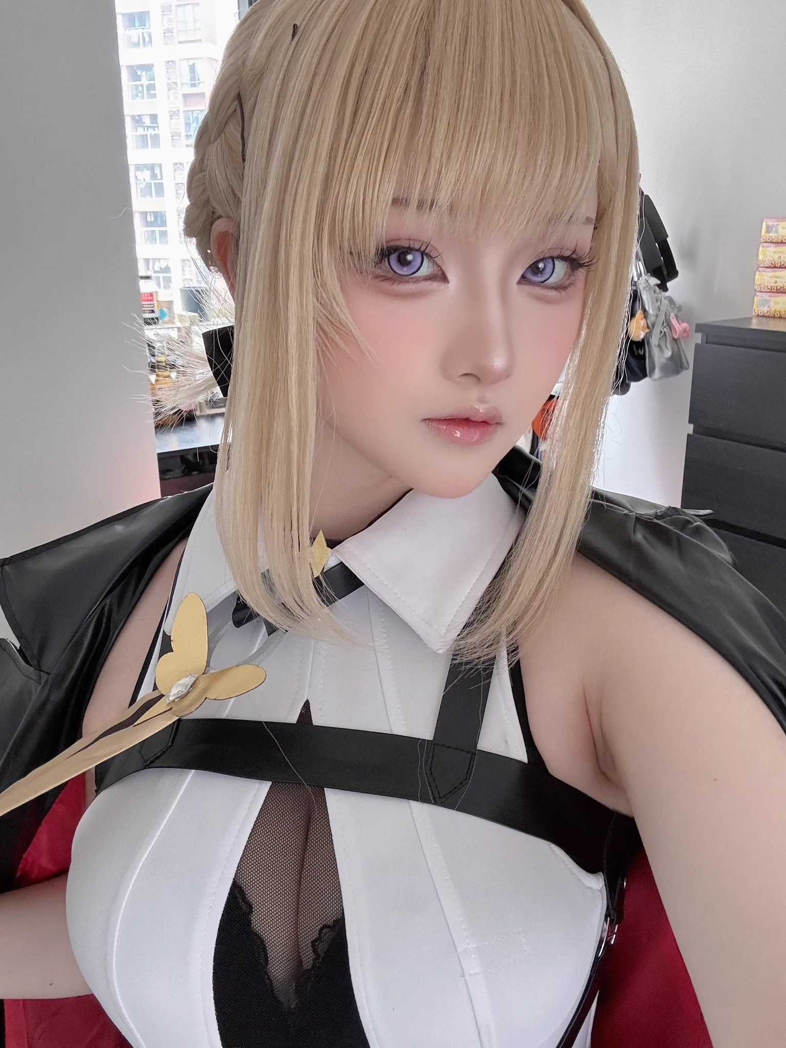 今天在萤火虫出了伊芙琳🥺感谢前来看望我的粉丝 https://t.co/9h0eF1sCQS