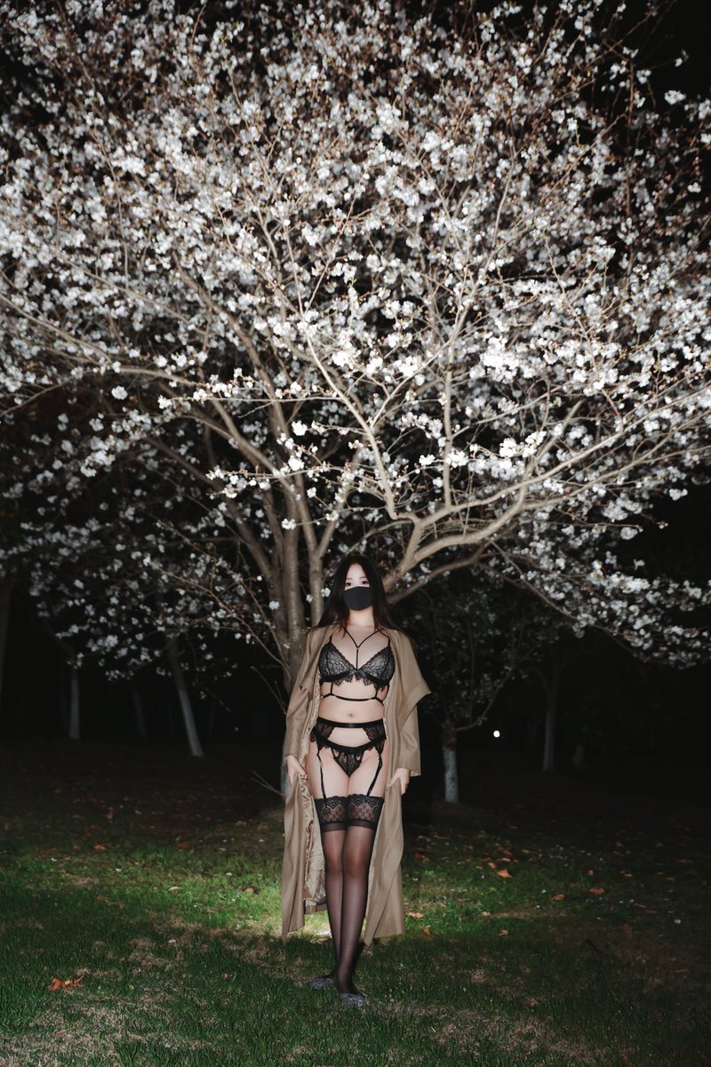 给朋友圈看的和给推上家人般的网友看的
@cuteeeee11
@Fengsiyuan
@Gucci_99999
@tbzt2024 https://t.co/FviN7yzipE