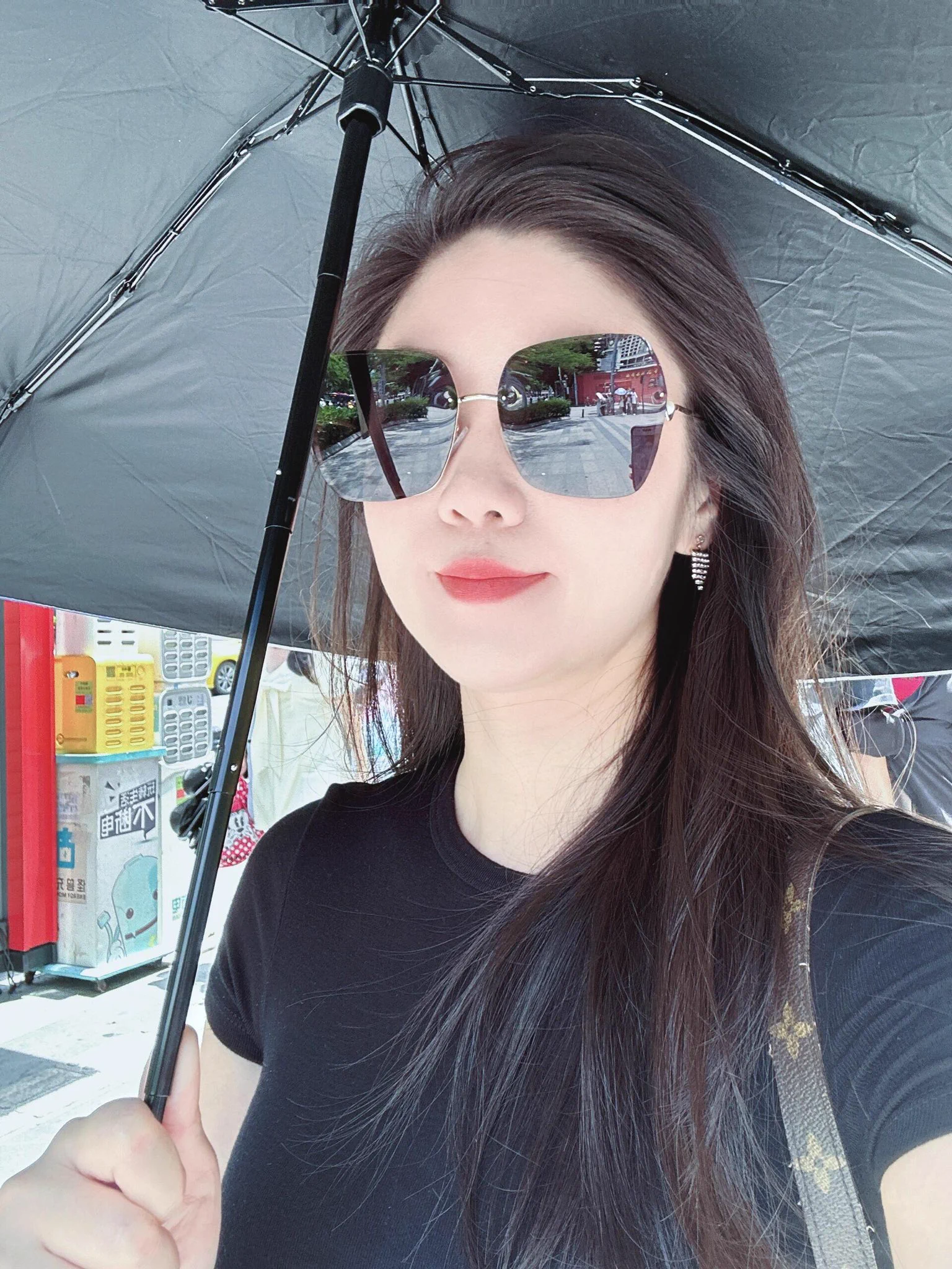 我买的最后一排 懂我的意思吗？ https://t.co/eZPJFgIvxf