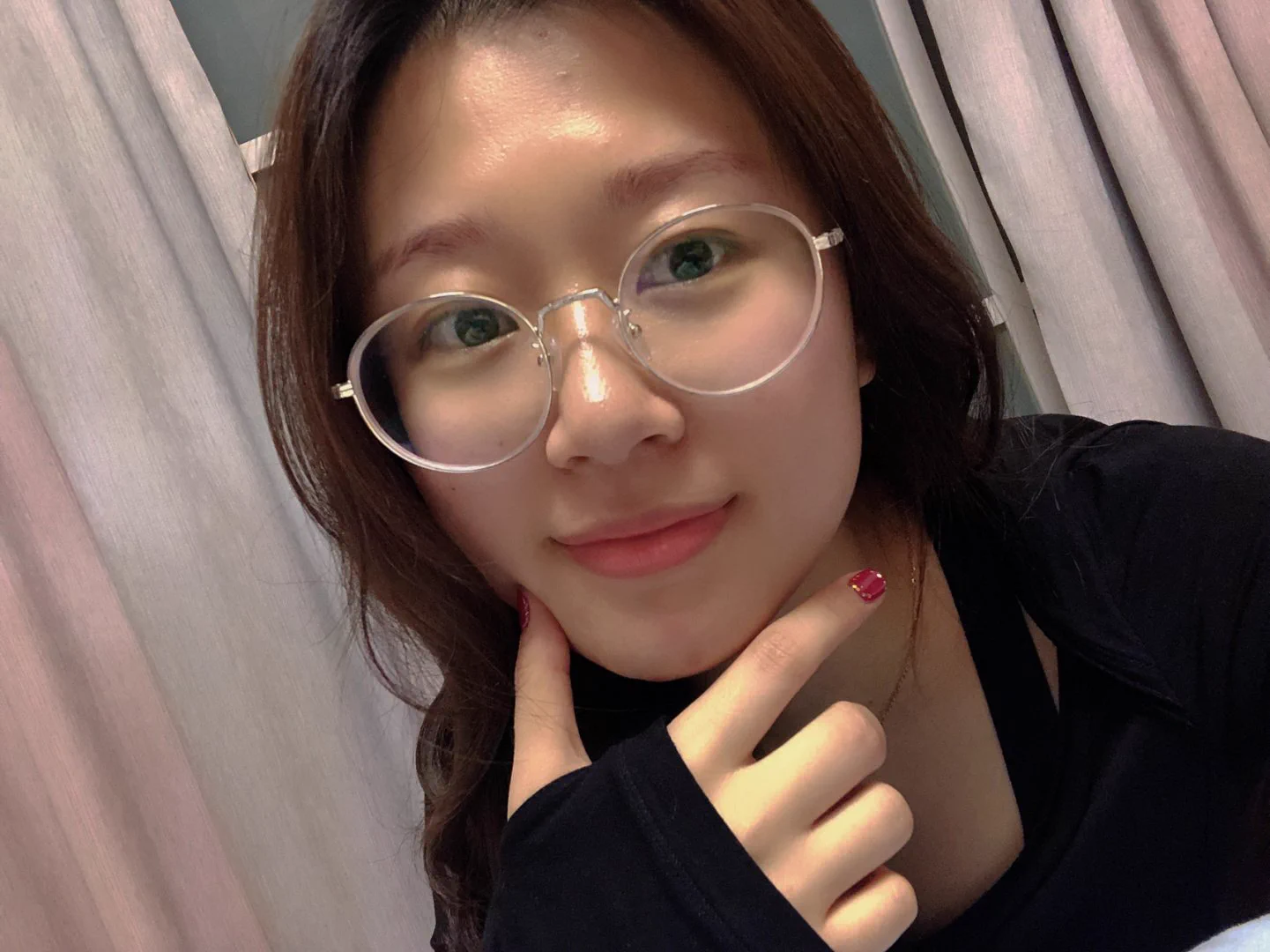 我是女菩萨我不是妓女，想给钱你们找妓女得了，别找我 https://t.co/TS9BMrDZWL