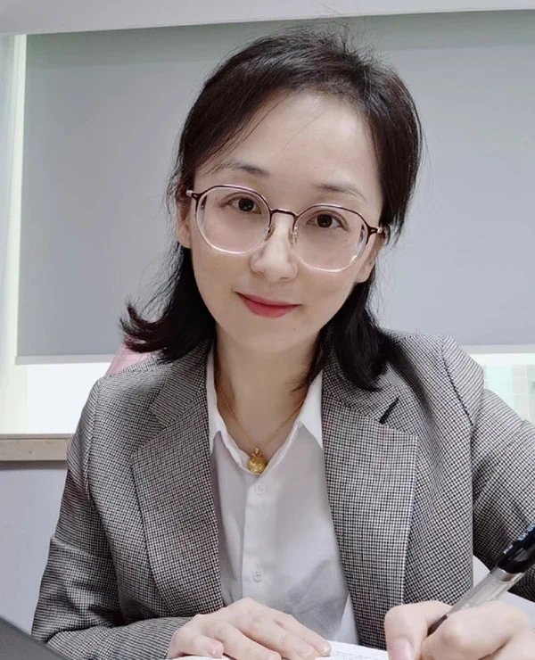 放学后来办公室找老师，老师给你鲍鱼吃。#反差 #老师 #可约 #线下 https://t.co/jLm4PDCOU1