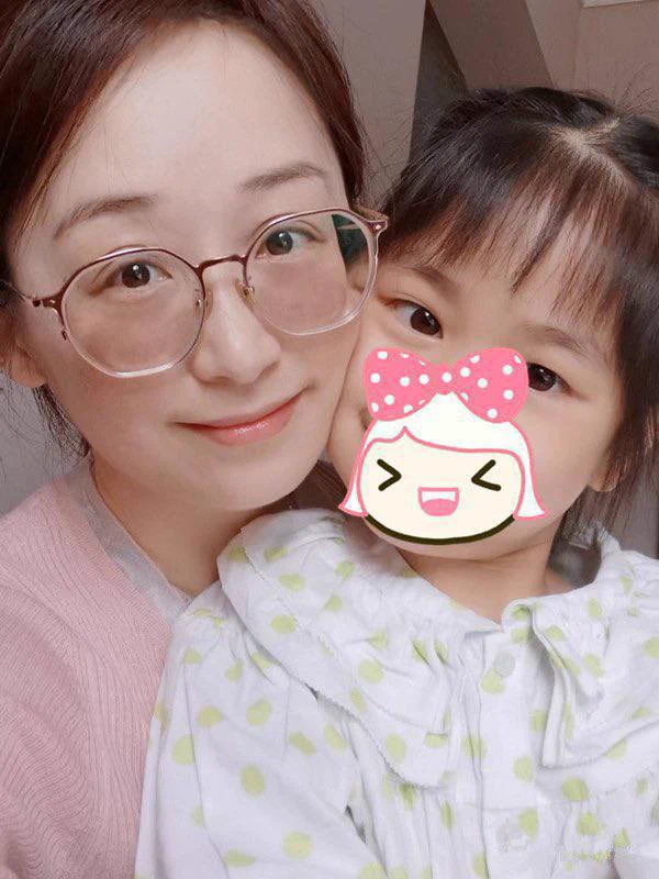 想找个炮友了，无偿的免费的，只要真心的都可以，主页电报报名可约 #反差 #老师 #文爱 #自慰 #可约 https://t.co/Hubu0GYKJ0