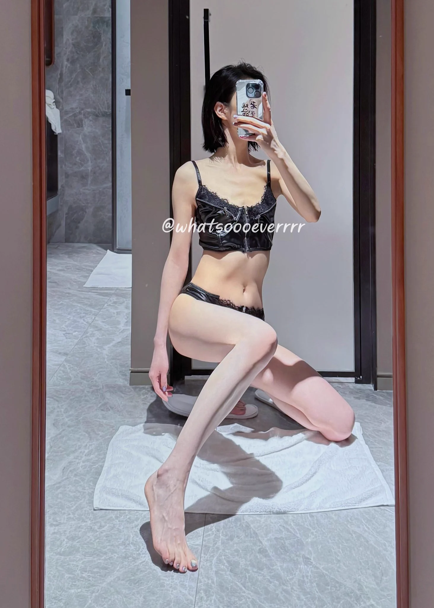 🖤@MitsumeDoji @ToukaYuan @Xiaoxiaofoer #foot #美足 #美脚 https://t.co/FquZLqJUxg