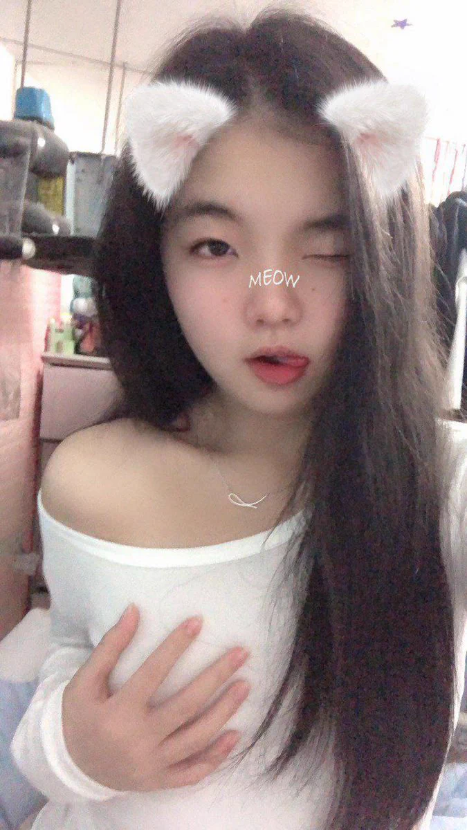👍（同城可约，只接受酒店）👩🏻‍🦰名字：豆豆💪年龄：20💼职业：刚刚出道，轻微性瘾💕图片视频选人：满意在约，真实负责💻（约啪神器放在评论区里了 https://t.co/l4OFPJqccf
