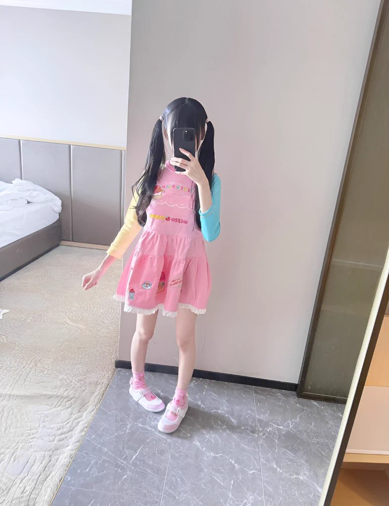 才不是儿童身材呢@SexytoBaby@SexytoDoll@SexytoGirl@SexytoLady https://t.co/CTIIHZS6uN