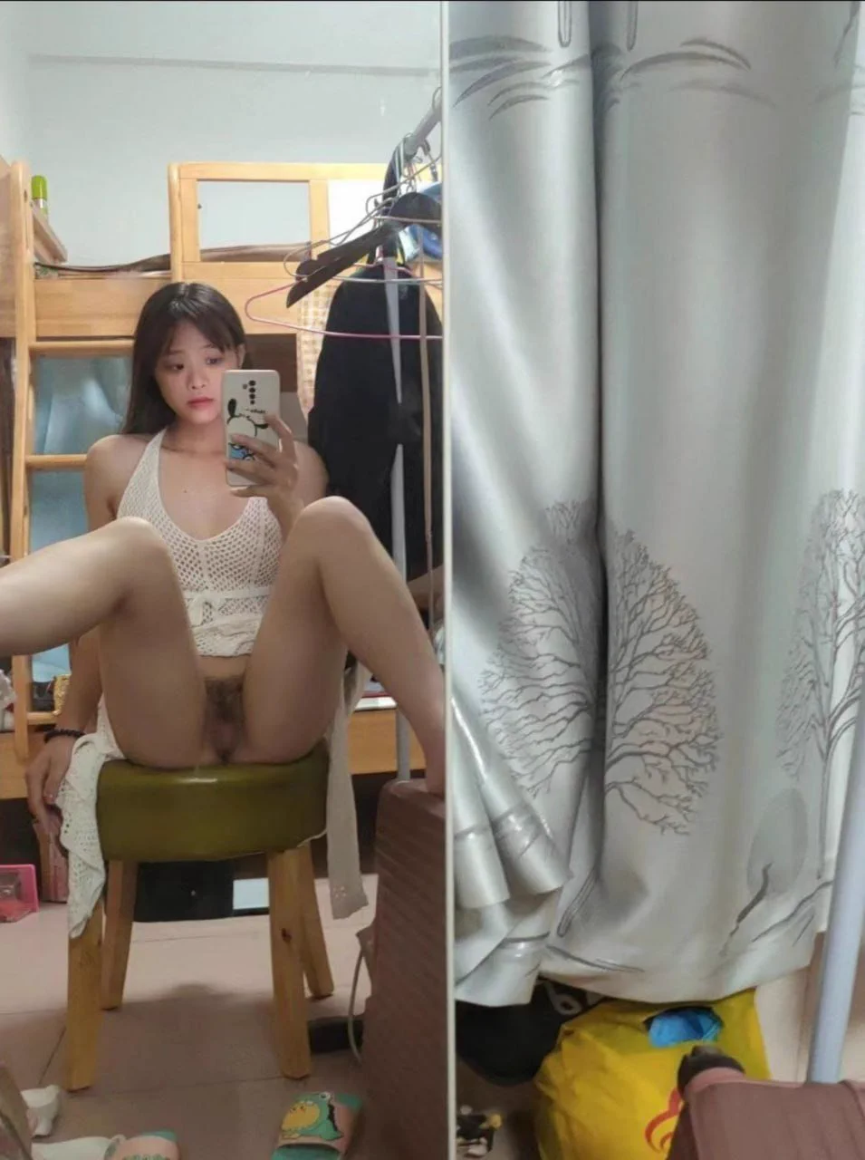 大三学妹 看似乖乖女 性格内向内心闷骚反差 每晚在宿舍扣逼自慰 幻想被草 内裤经常被沏湿 视频照片被男友流出！内心早熟 超级反差 照片7张，视频3段，获取更多完整版主页提取 https://t.co/8Eo3UTEnTb