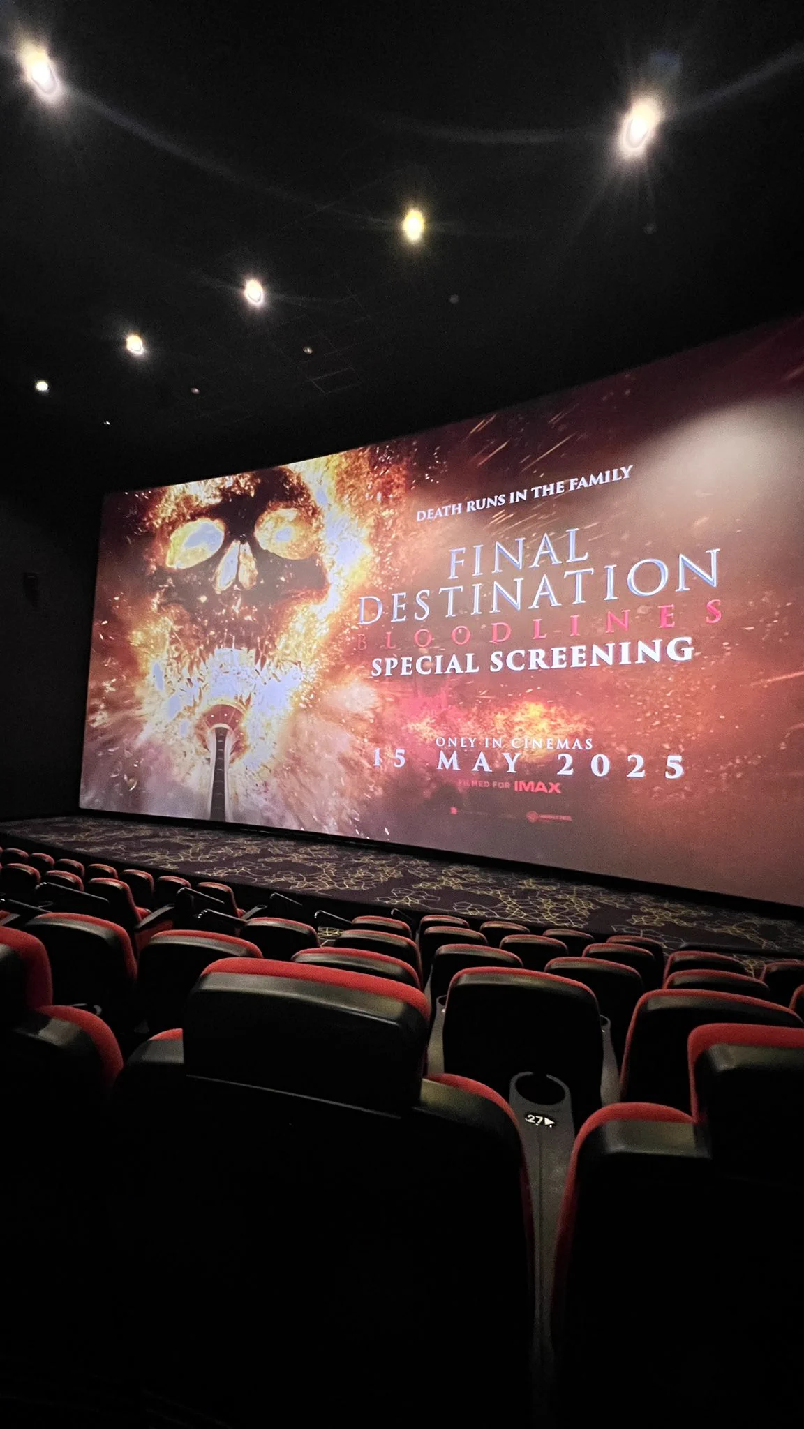 Final Destination Bloodlines.Best ke tak? Nanti aku bagitau.Kalau filem sedih mesti bagi tisu. Tapi kali ni depa bagi Pulse Oximeter beb. Mesti cerita sedih. https://t.co/o7k6ua3v1P